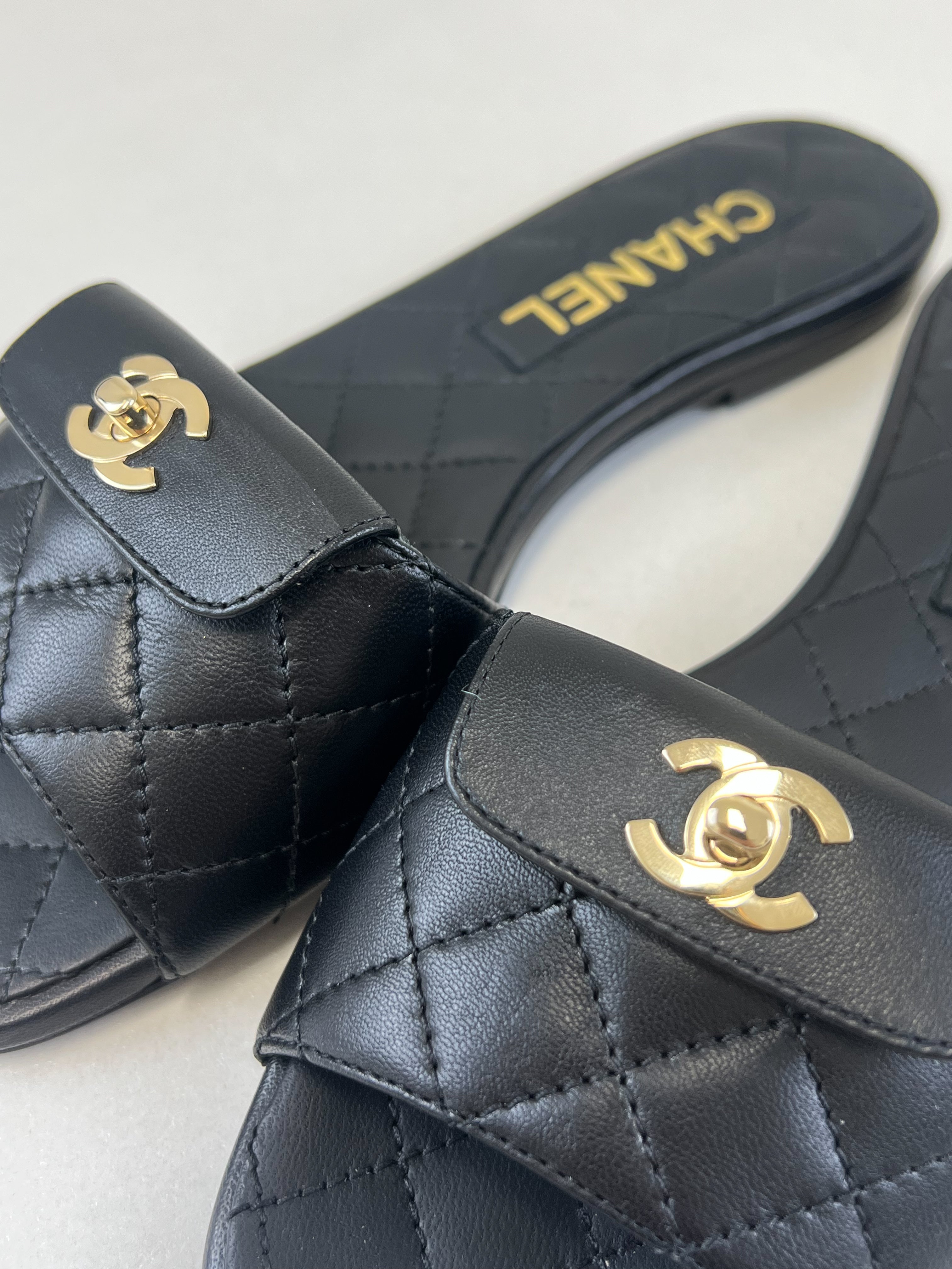 Chanel Black Quilted Leather Slides Size 36C
