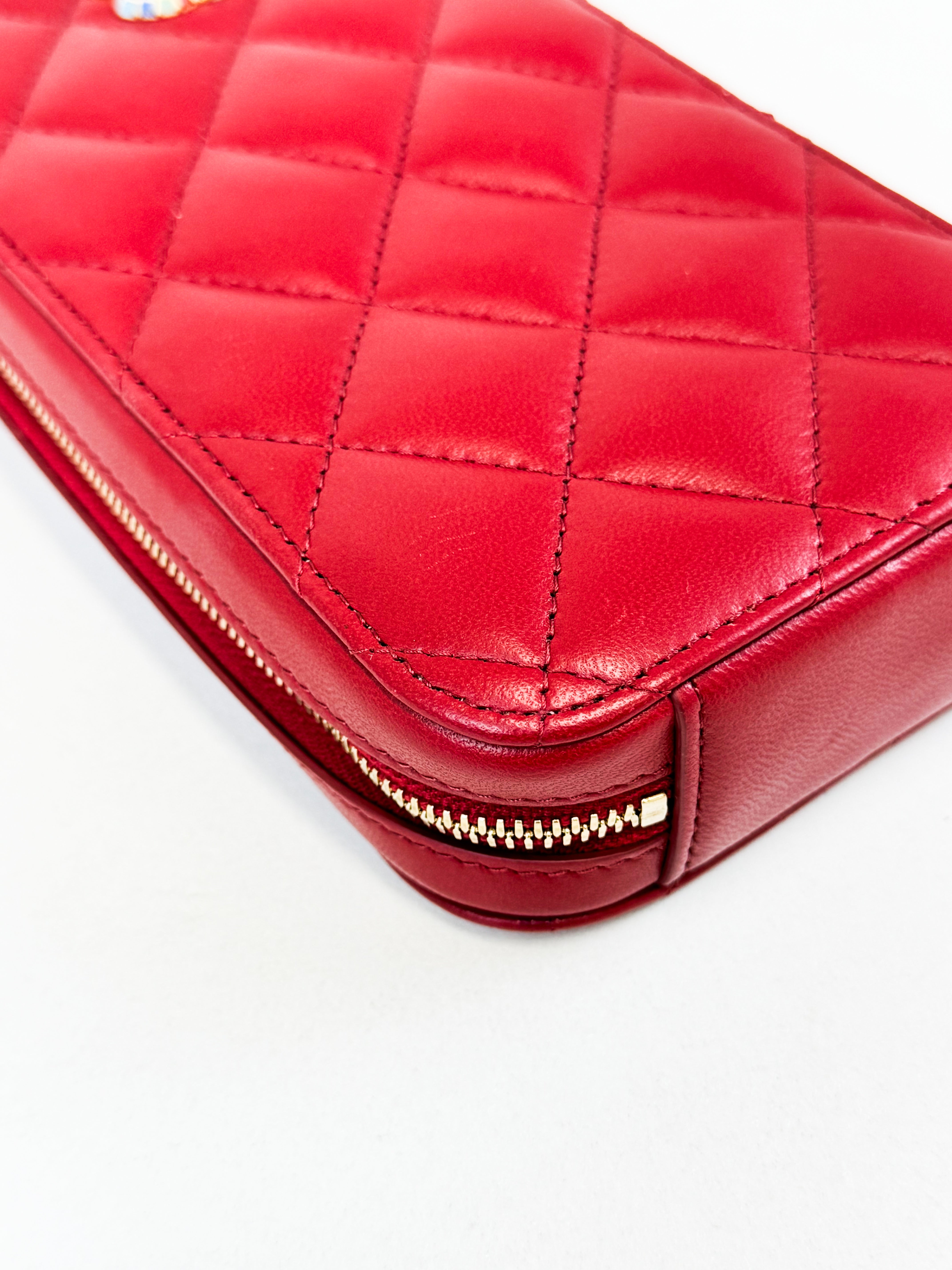 Chanel Lambskin Matelasse Chain Crossbody Phone Holder