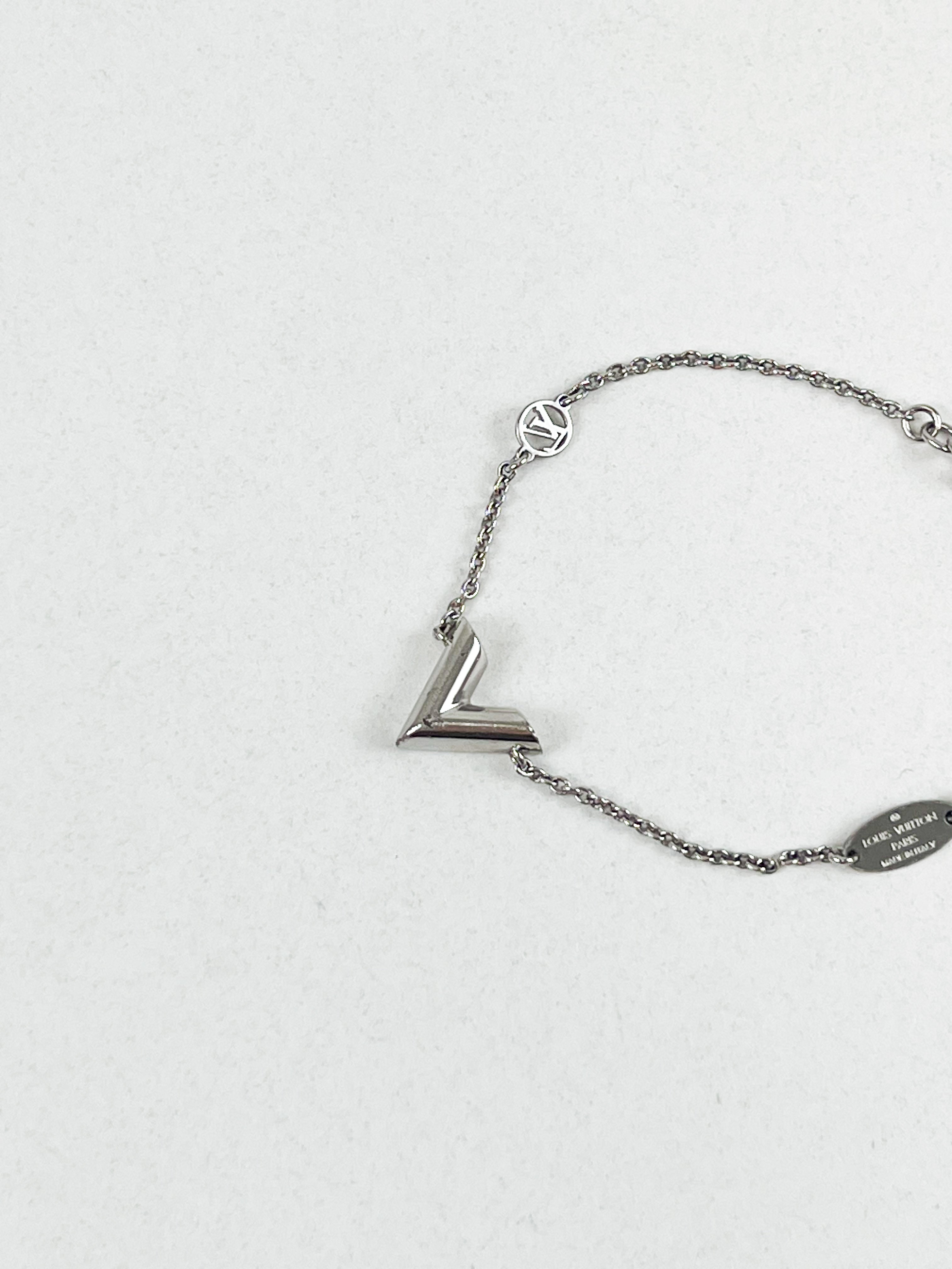 Louis Vuitton Brass Essential V Bracelet