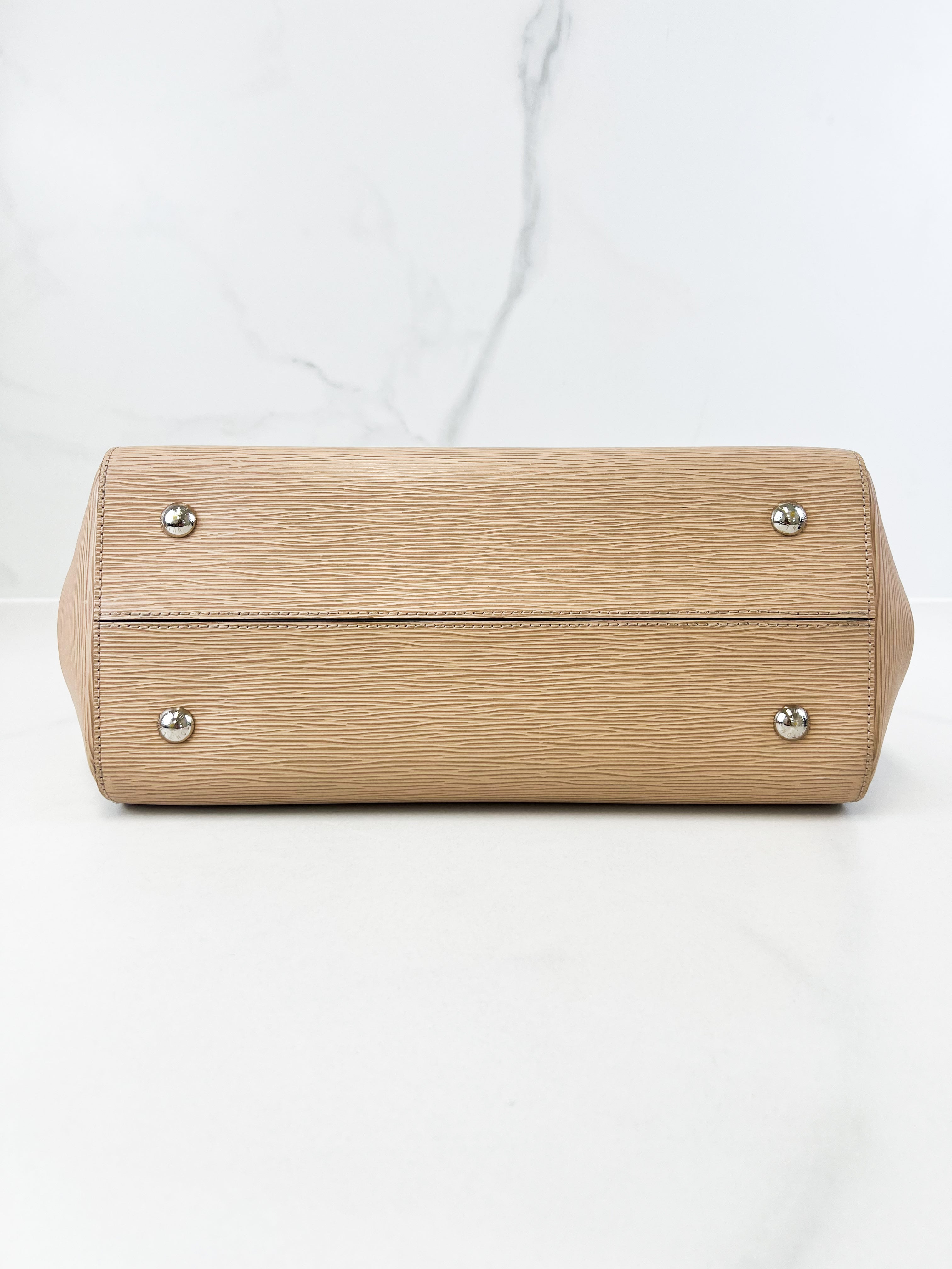 Louis Vuitton Marly MM Bag in Dune Epi Leather