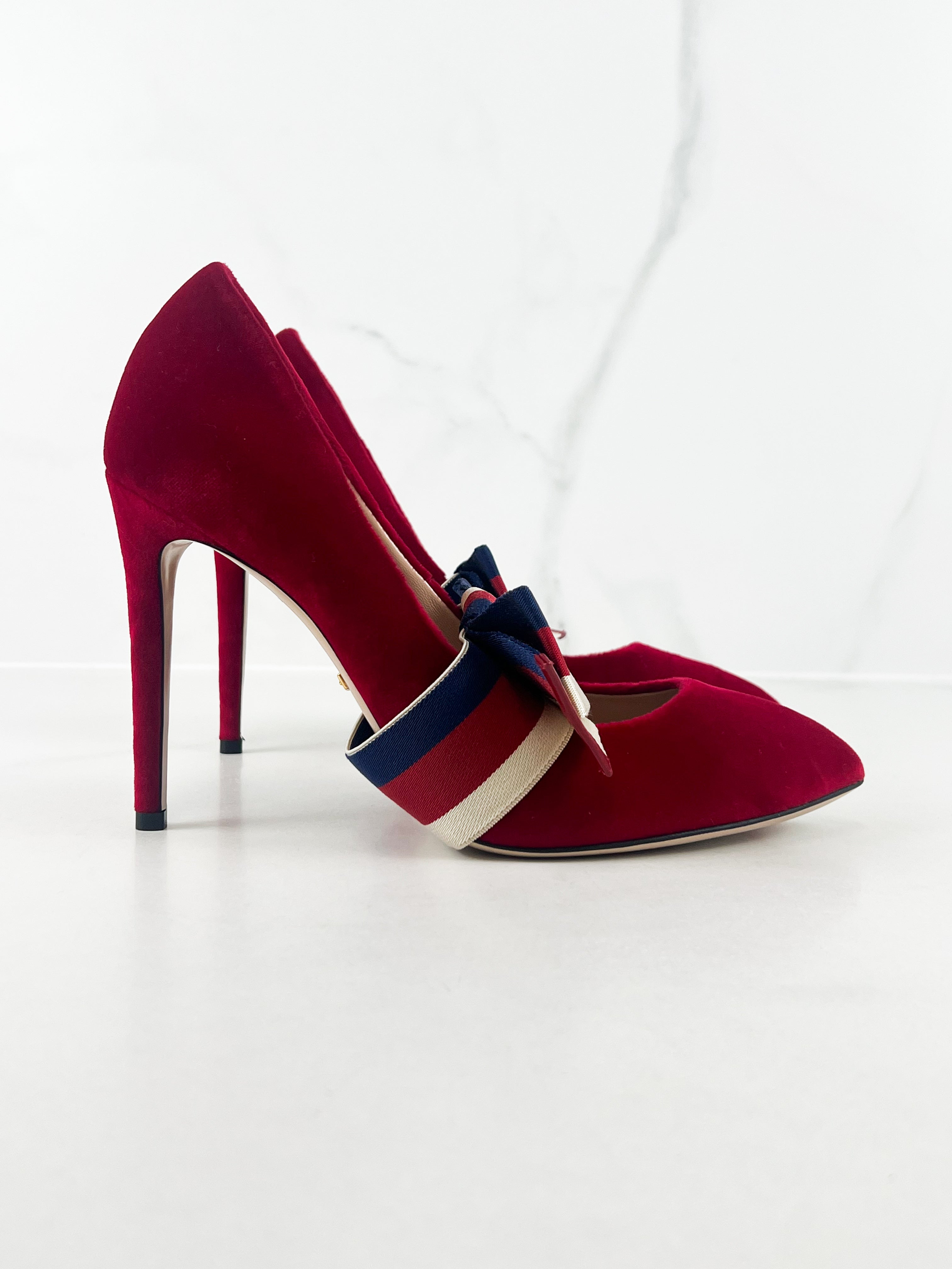 Gucci Red Velvet Sylvie Bow Pump Size 39.5