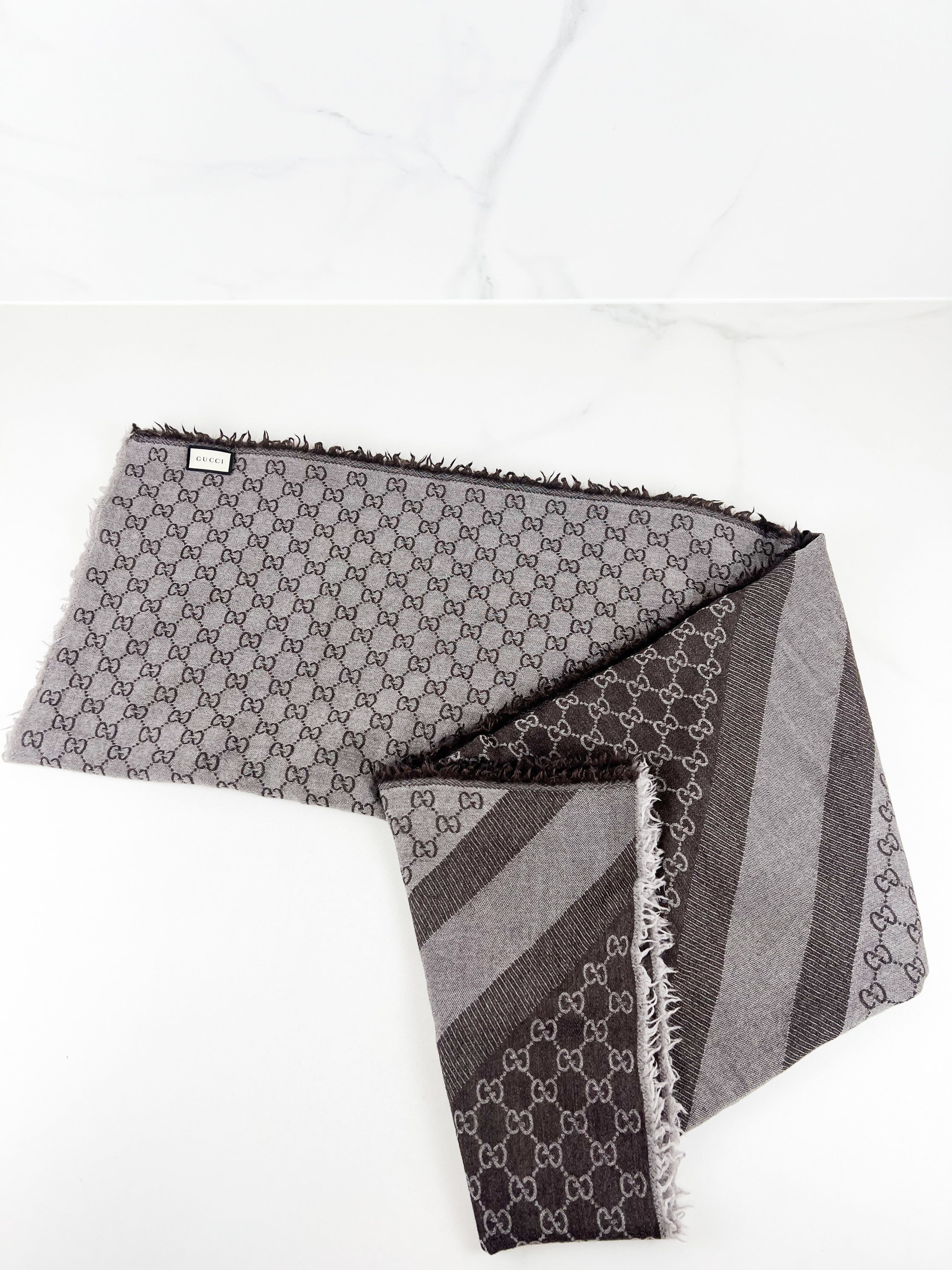 Gucci Jacquard Pattern Knit Scarf