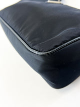 Prada Black Nylon Re-Edition 2005 Shoulder Bag