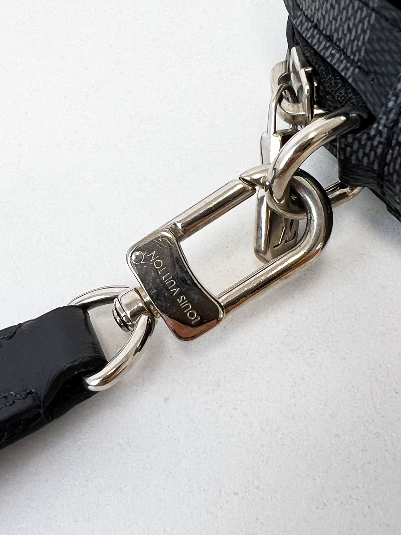 Louis Vuitton Damier Graphite Alpha Wearable Bag
