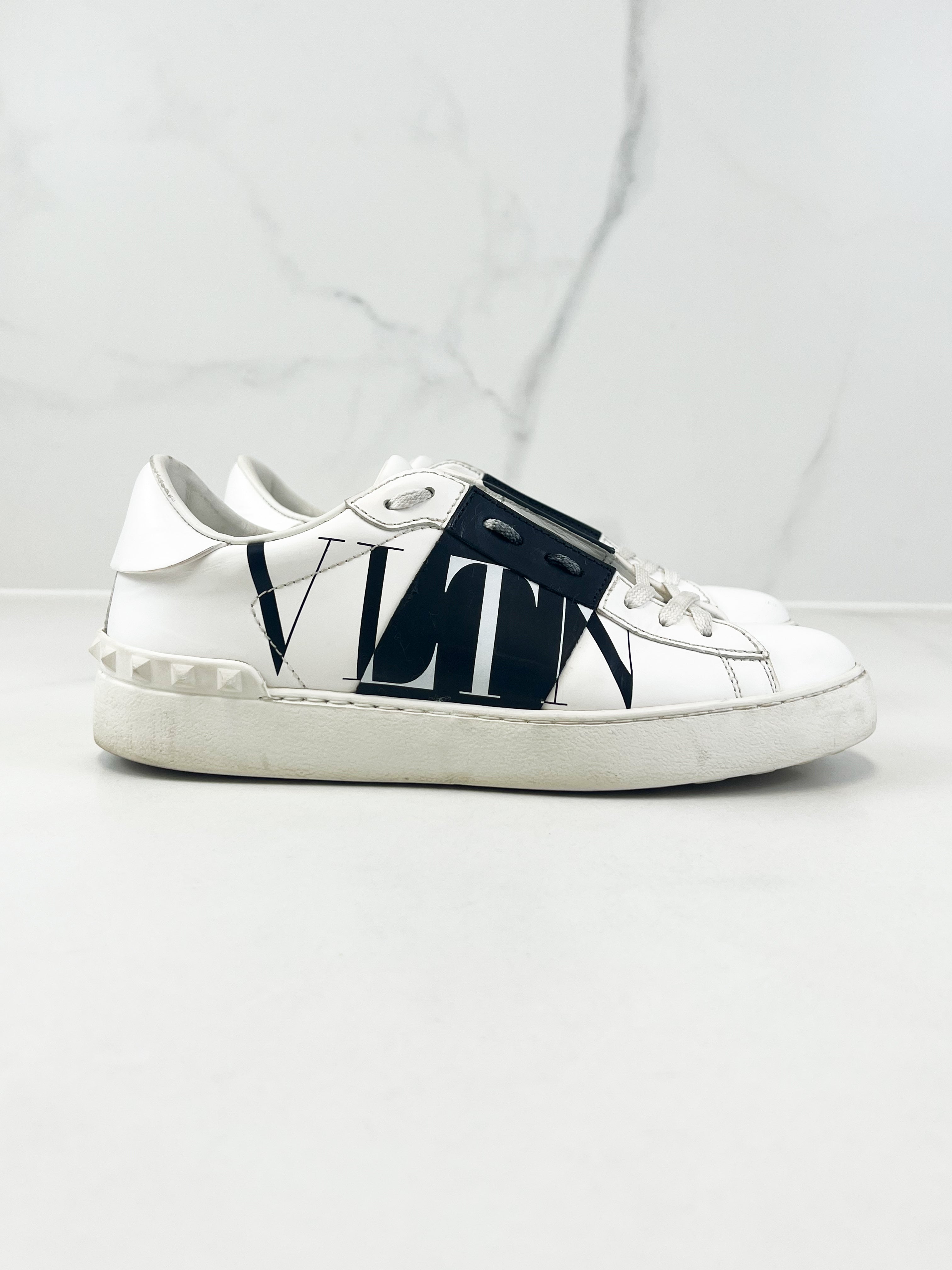 Valentino Garavani Open Leather Star Sneaker Size 37.5