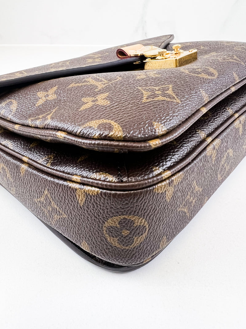 Louis Vuitton Monogram Canvas Pochette Metis