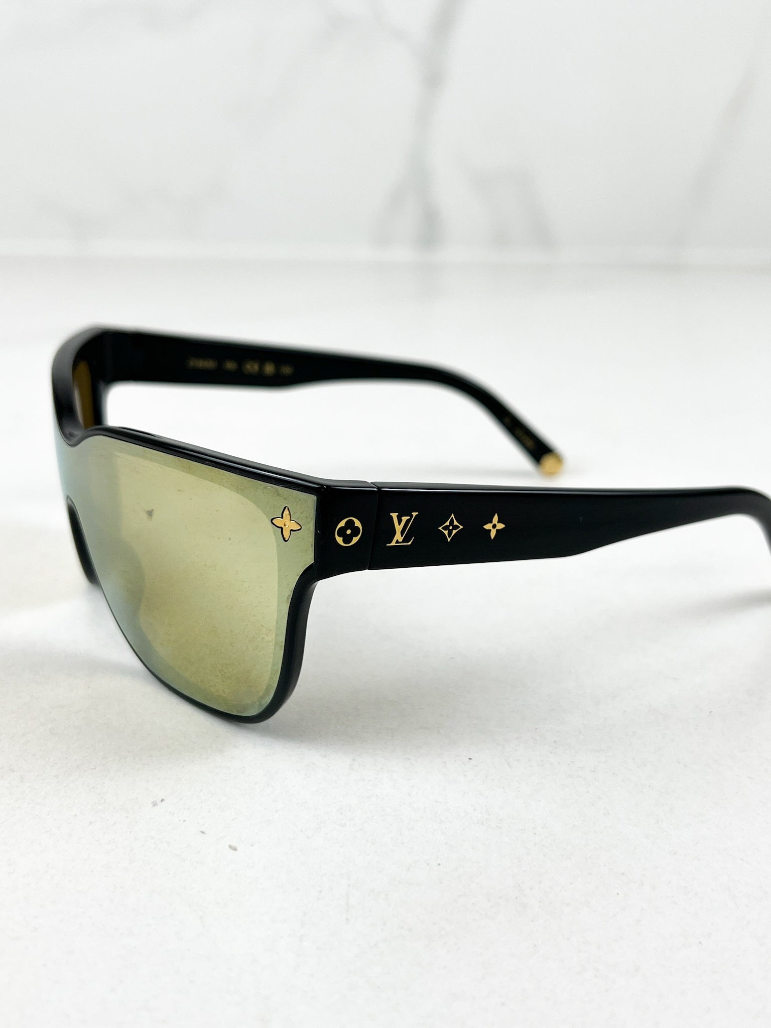 Louis Vuitton Reflective LV Shadow Square Sunglasses