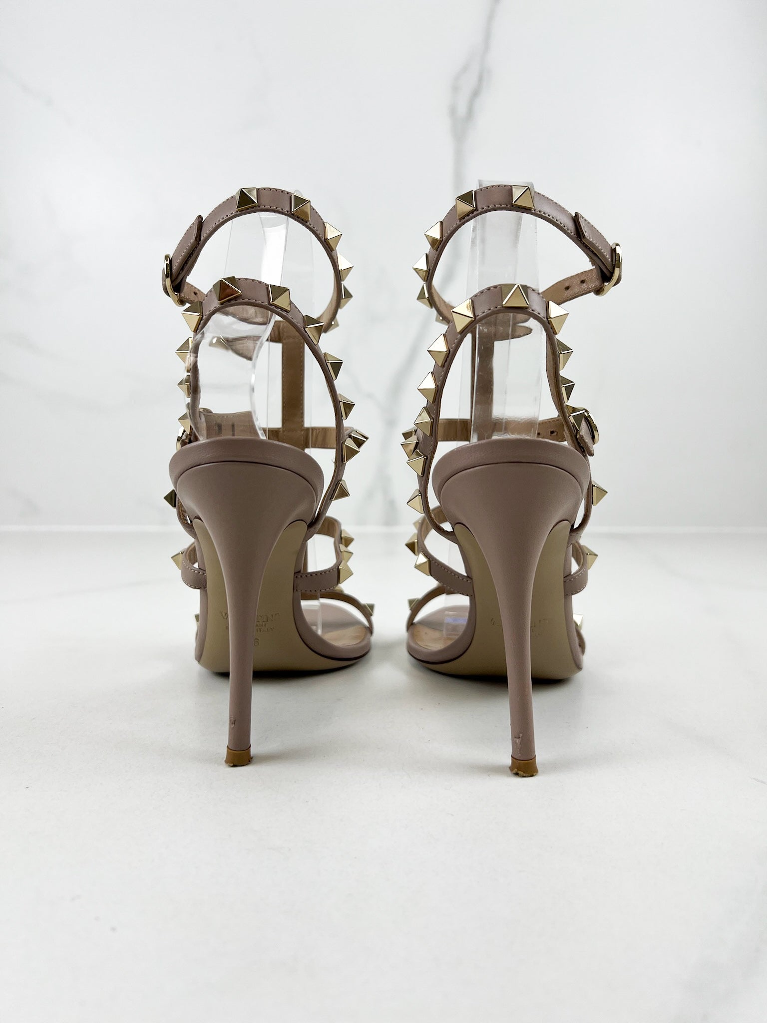 Valentino Garvani Rockstud Caged Ankle Strap Sandals in Blush Pink Size 36
