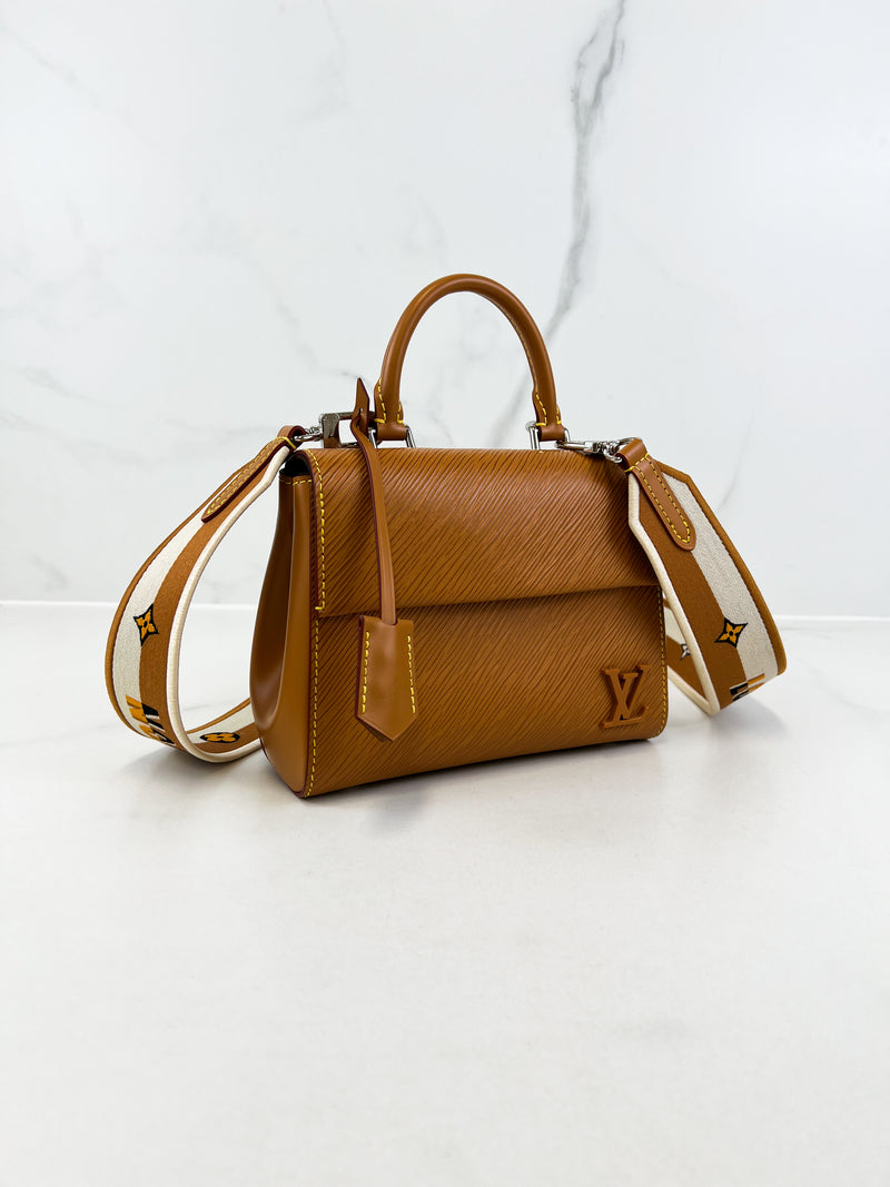 Louis Vuitton Cluny Mini Gold Miel