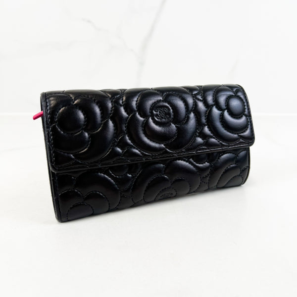 Chanel Camelia Lambskin Bi-Fold Black Wallet