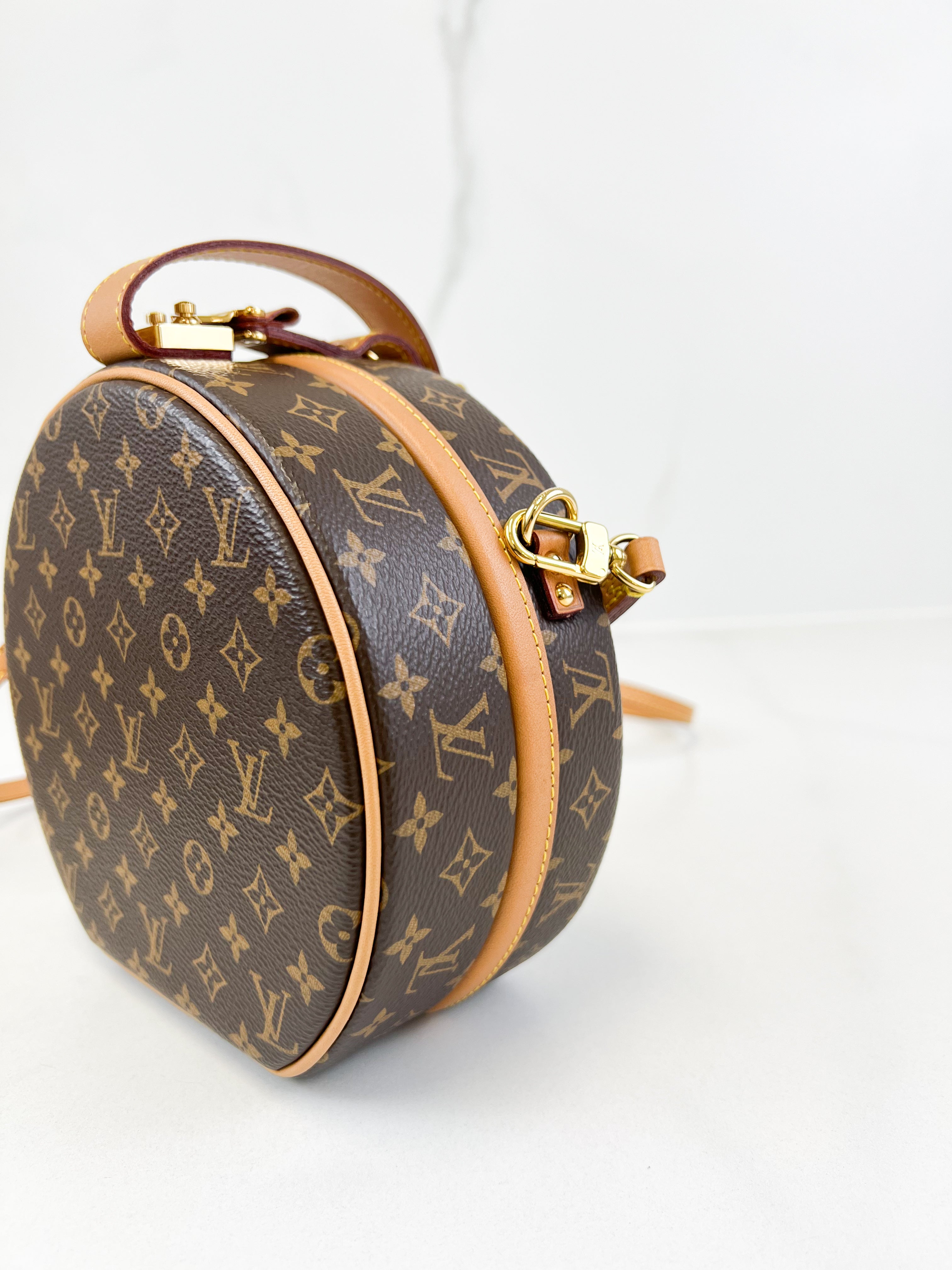 Louis Vuitton Petite Boite Chapeau