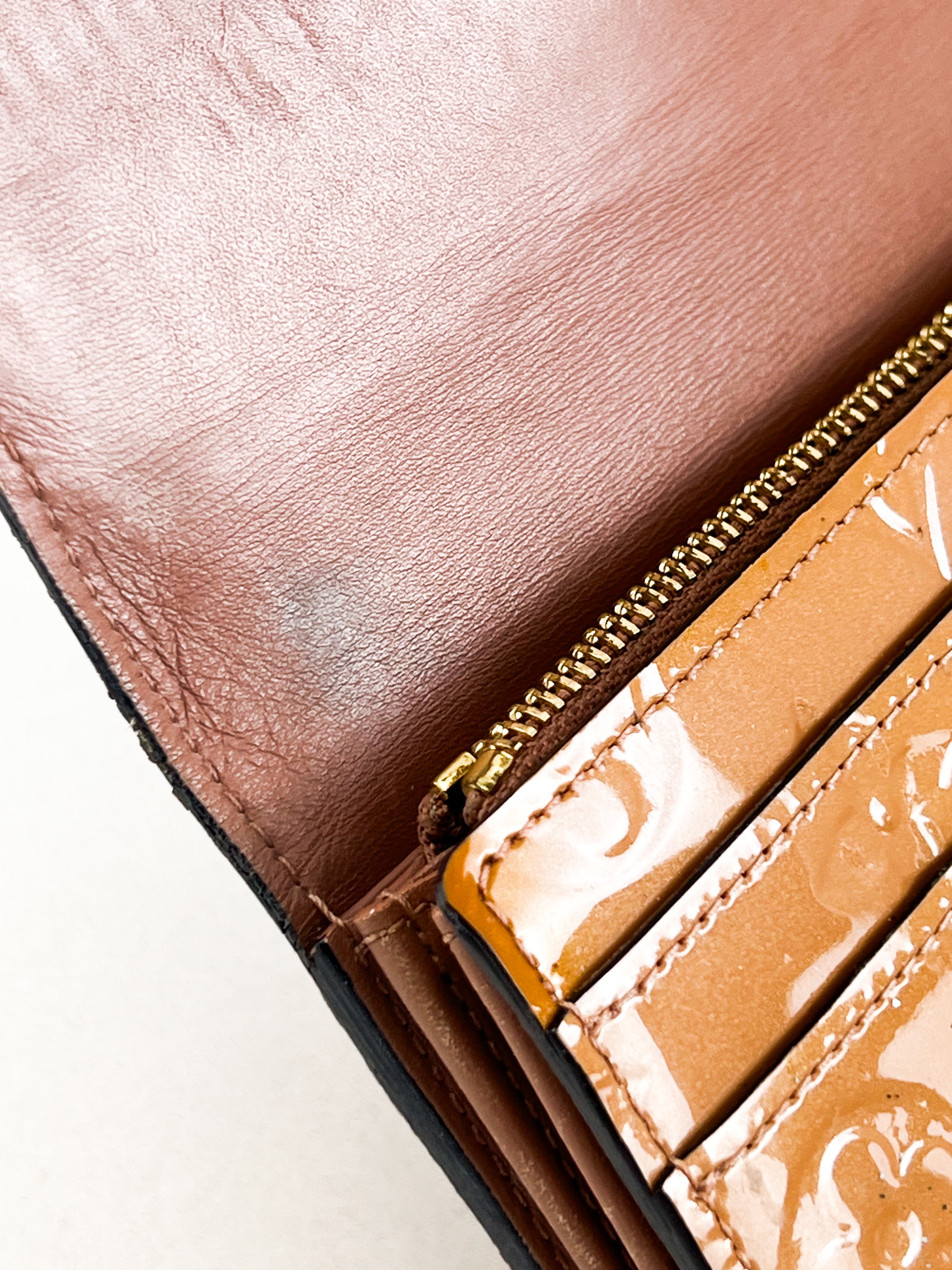 Louis Vuitton Sarah Wallet in Patent Nude Monogram Empreinte
