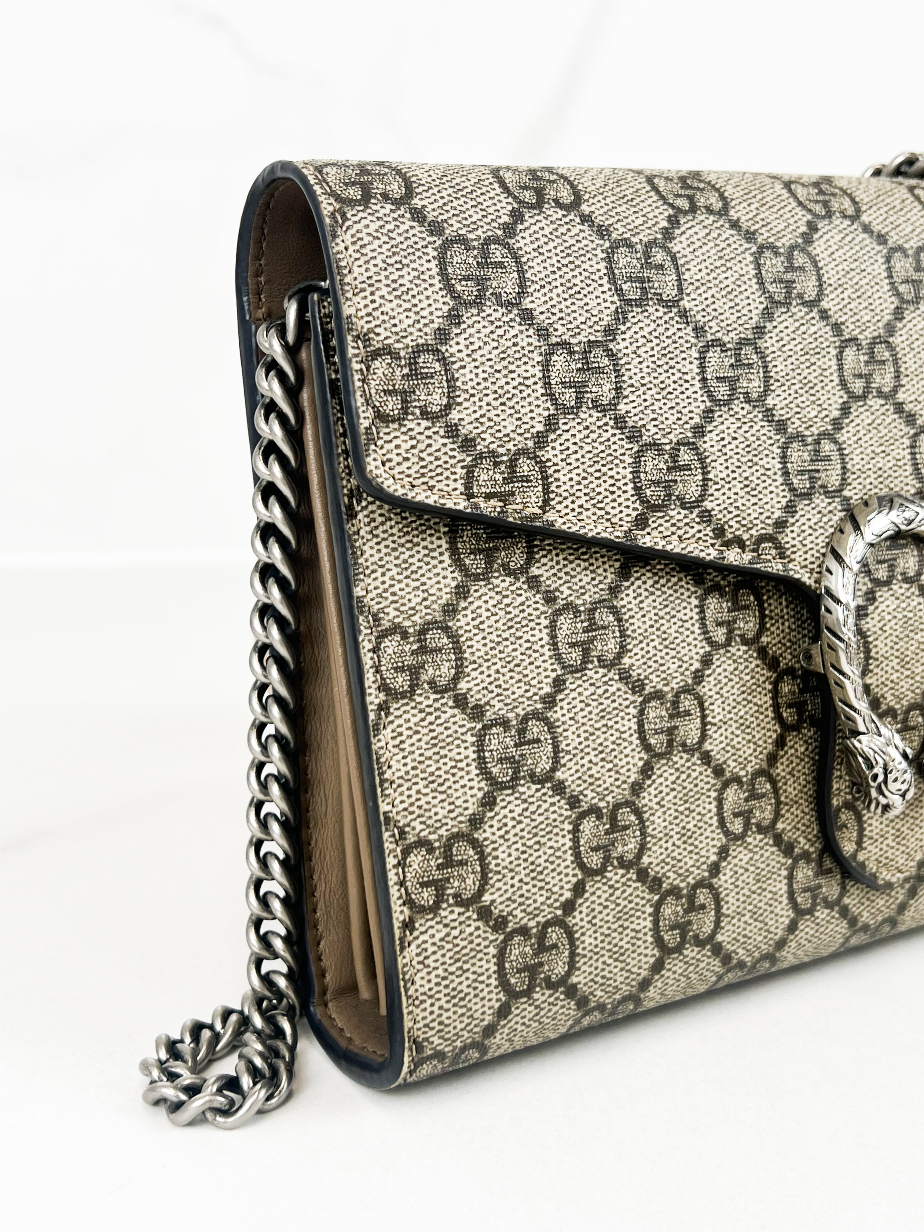 Gucci Dionysus GG Supreme Chain Wallet