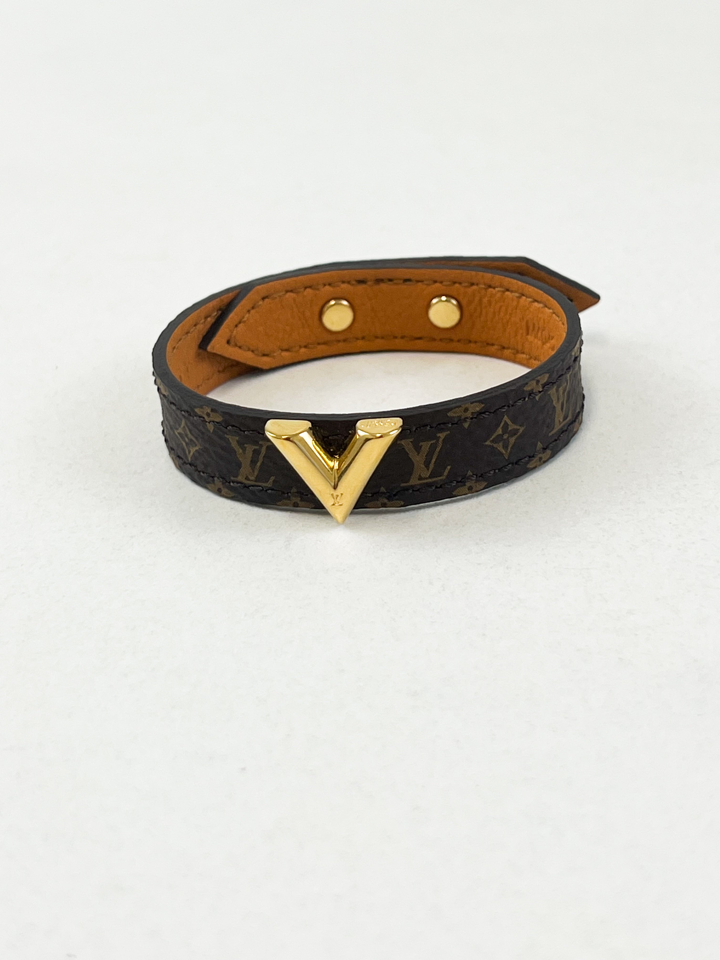 Louis Vuitton Essential V Bracelet