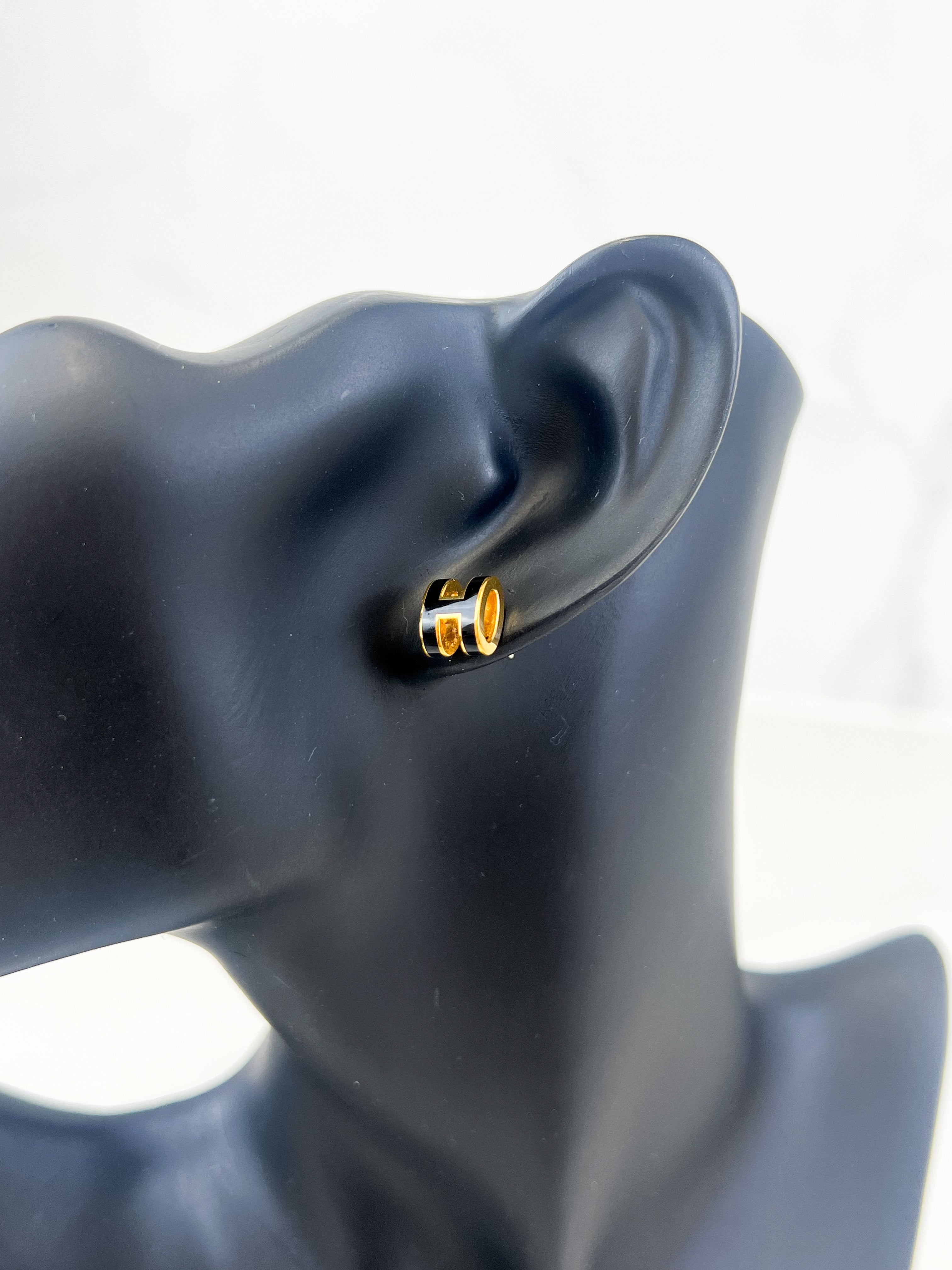 Hermes Pop H Earrings in Noir