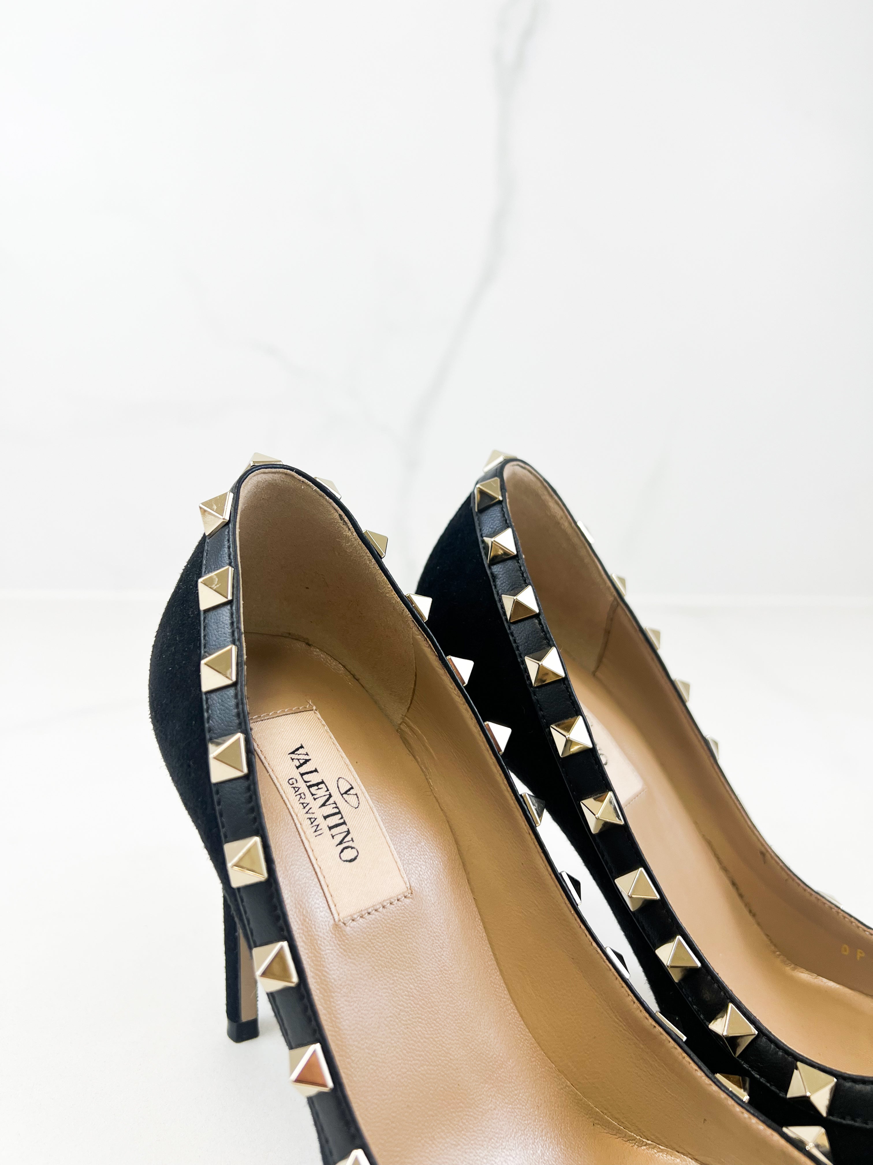 Valentino Garavani Black Suede Rockstud Pumps Size 35