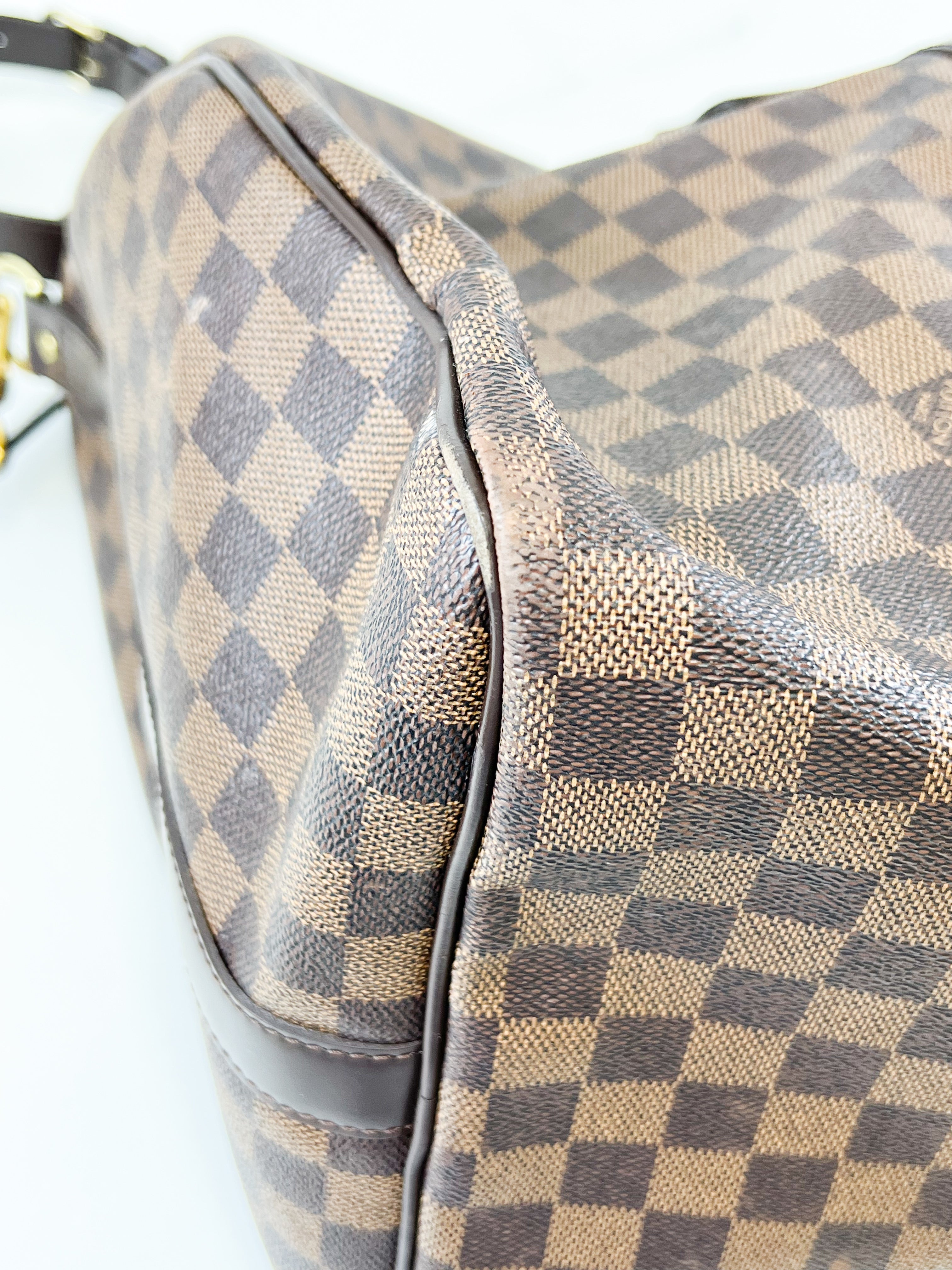 Louis Vuitton Keepall Bandouliere 55 in Damier Ebene
