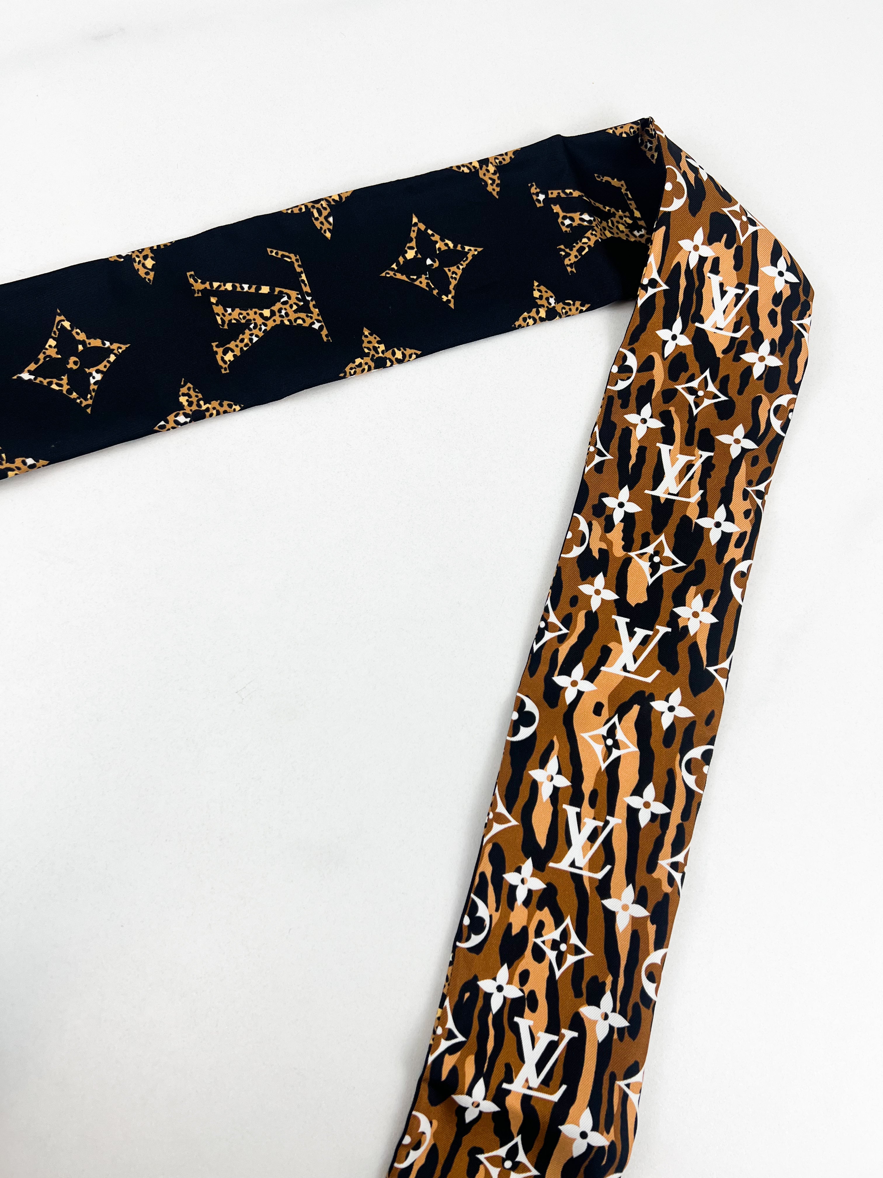 Louis Vuitton Twilly in Monogram Giant Jungle Bandeau