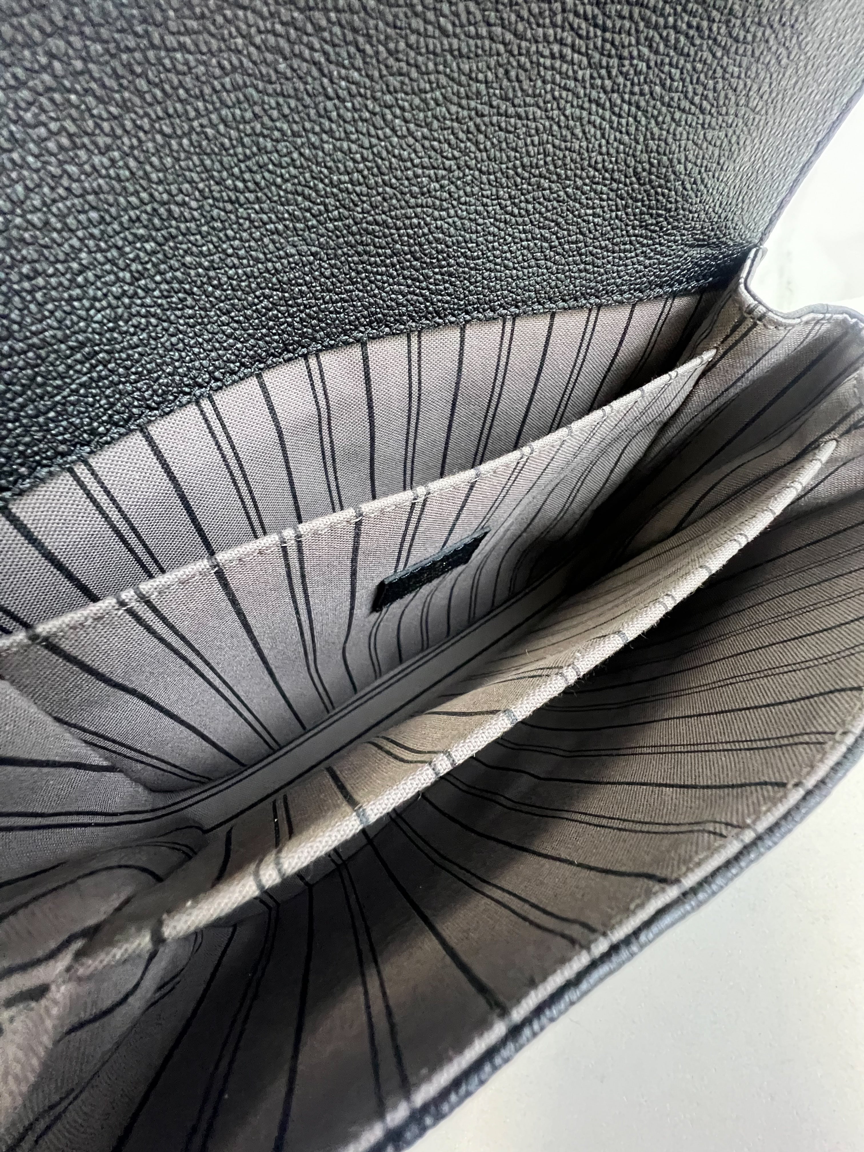 Louis Vuitton Empreinte Black Pochette Metis