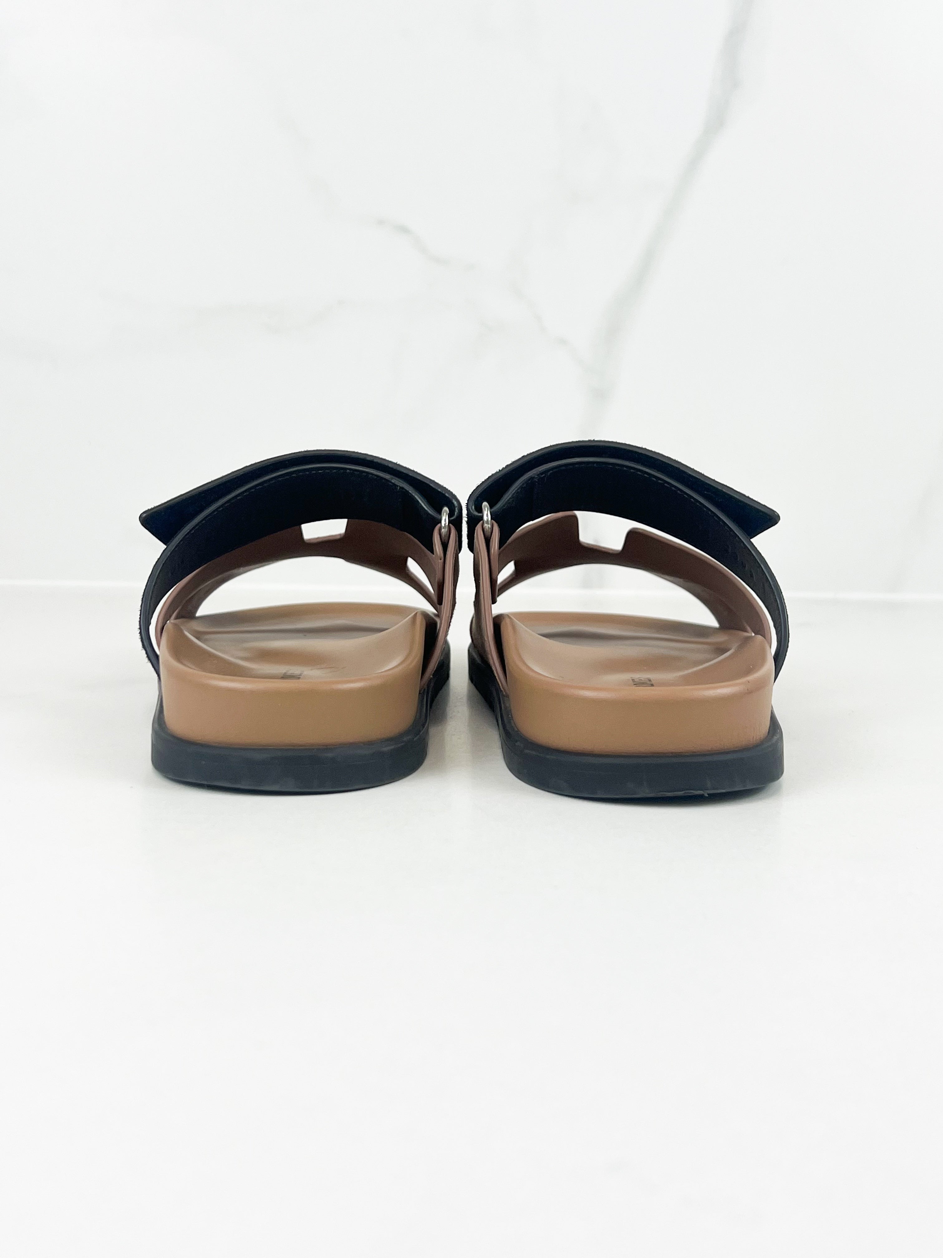 Hermes Chypre Sandals in Rose Perle Size 38