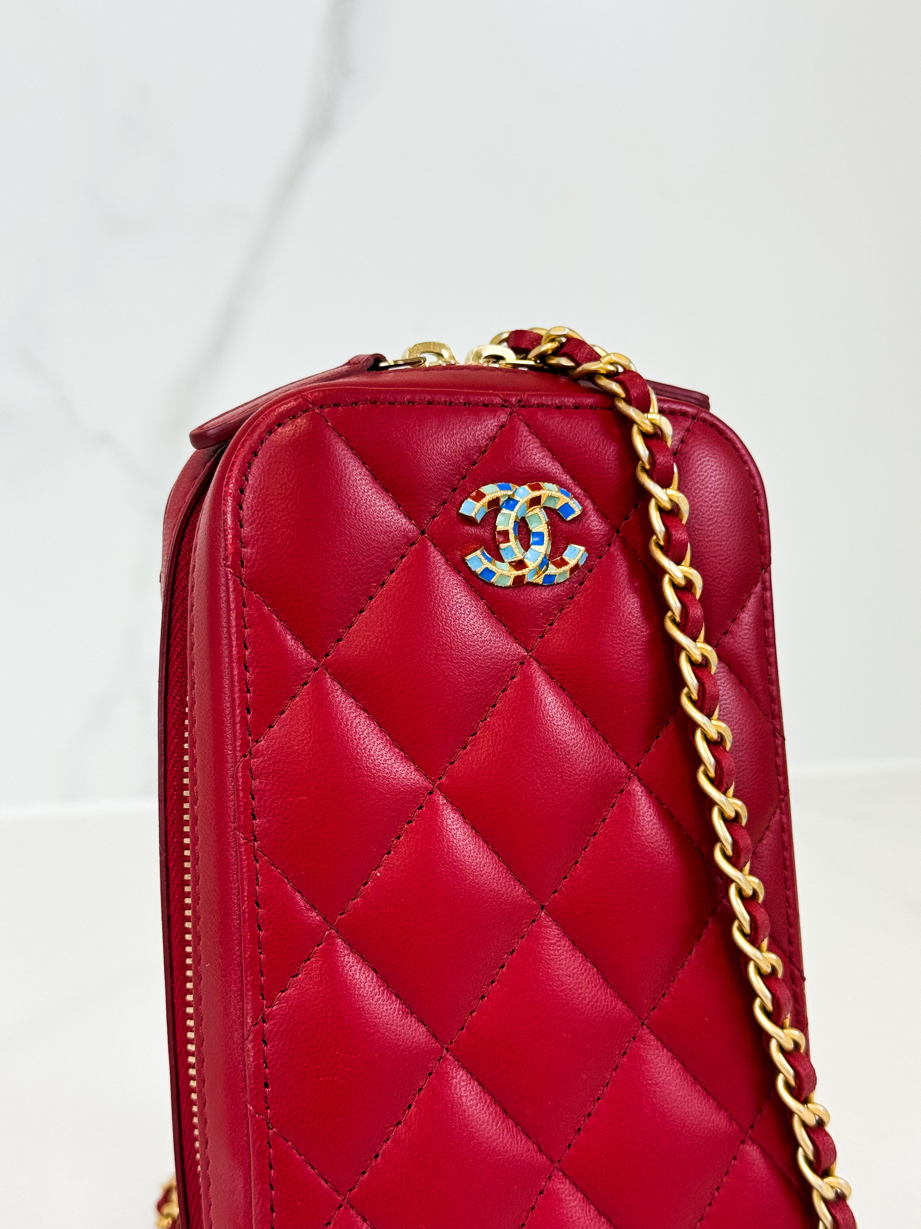 Chanel Lambskin Matelasse Chain Crossbody Phone Holder