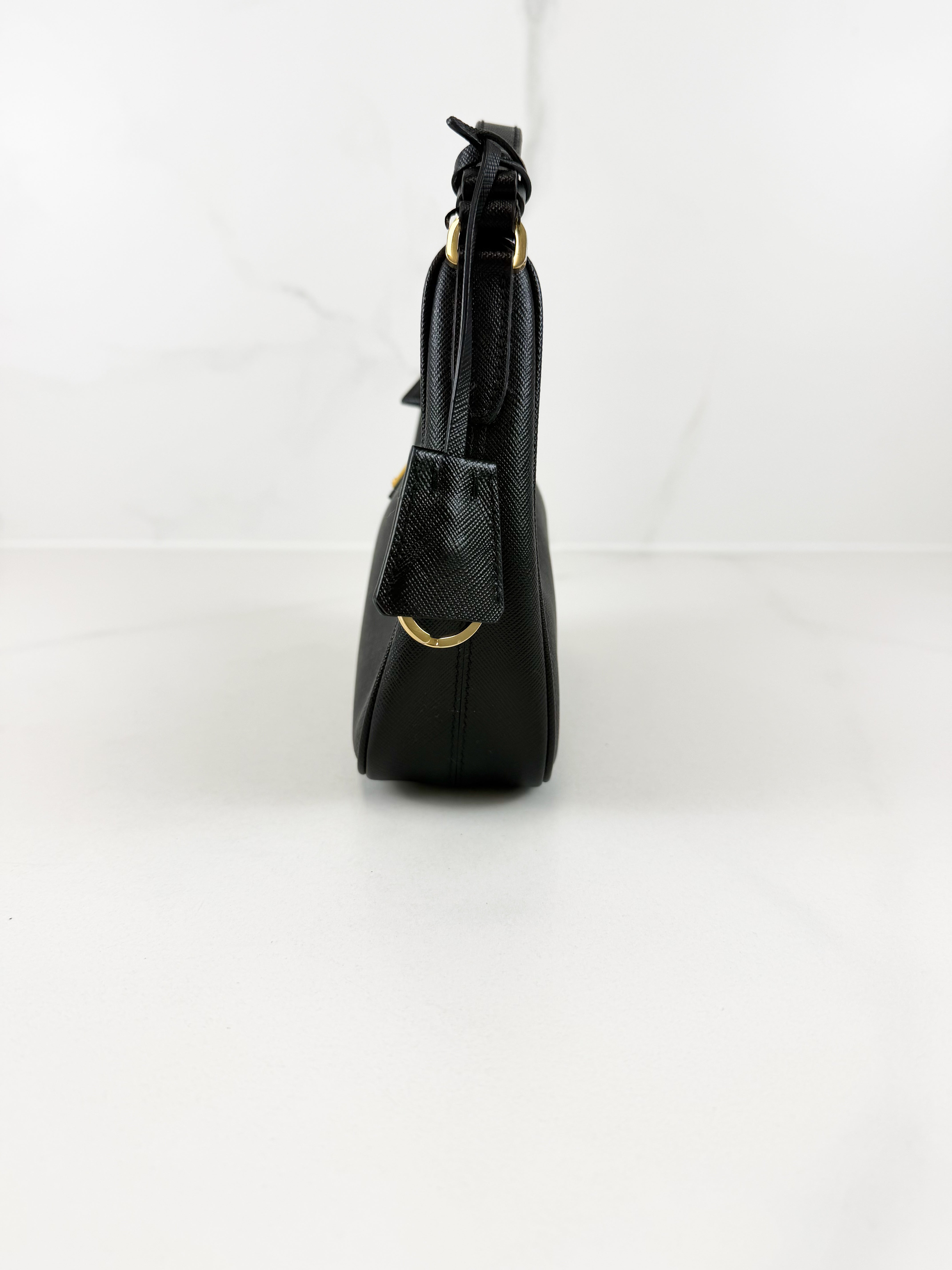 Prada Re-Edition 2005 Saffiano Leather Bag