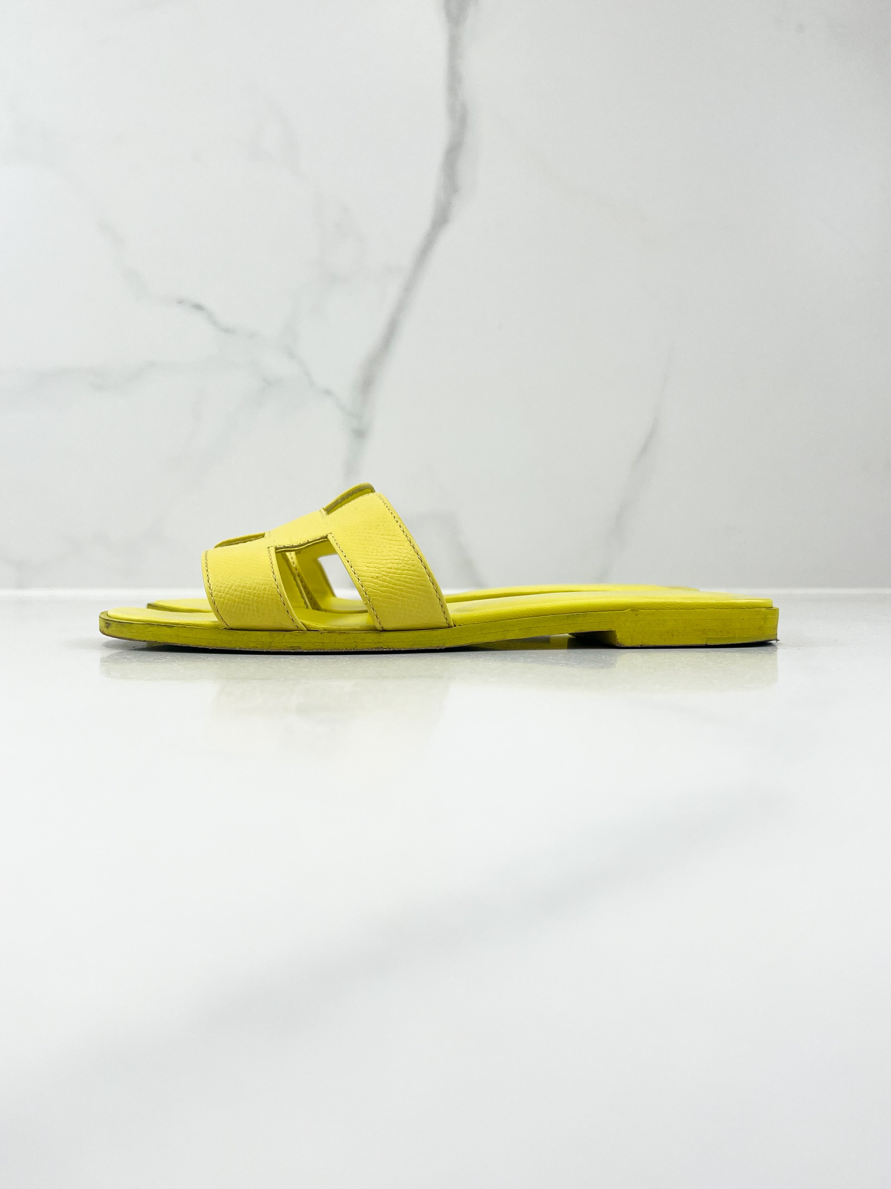 Hermes Oran Sandal in Yellow Size 36