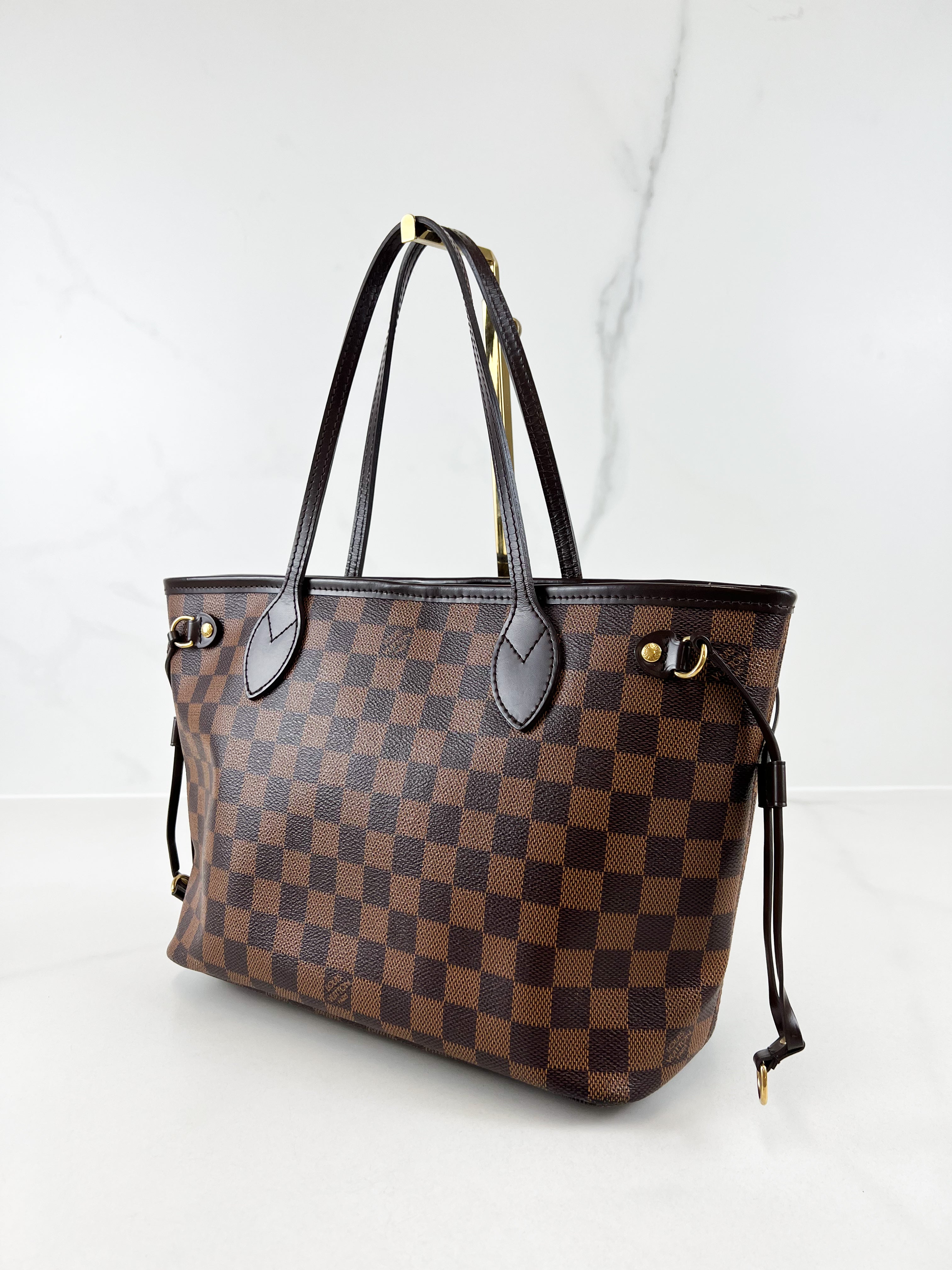 Louis Vuitton Damier Ebene Neverfull PM