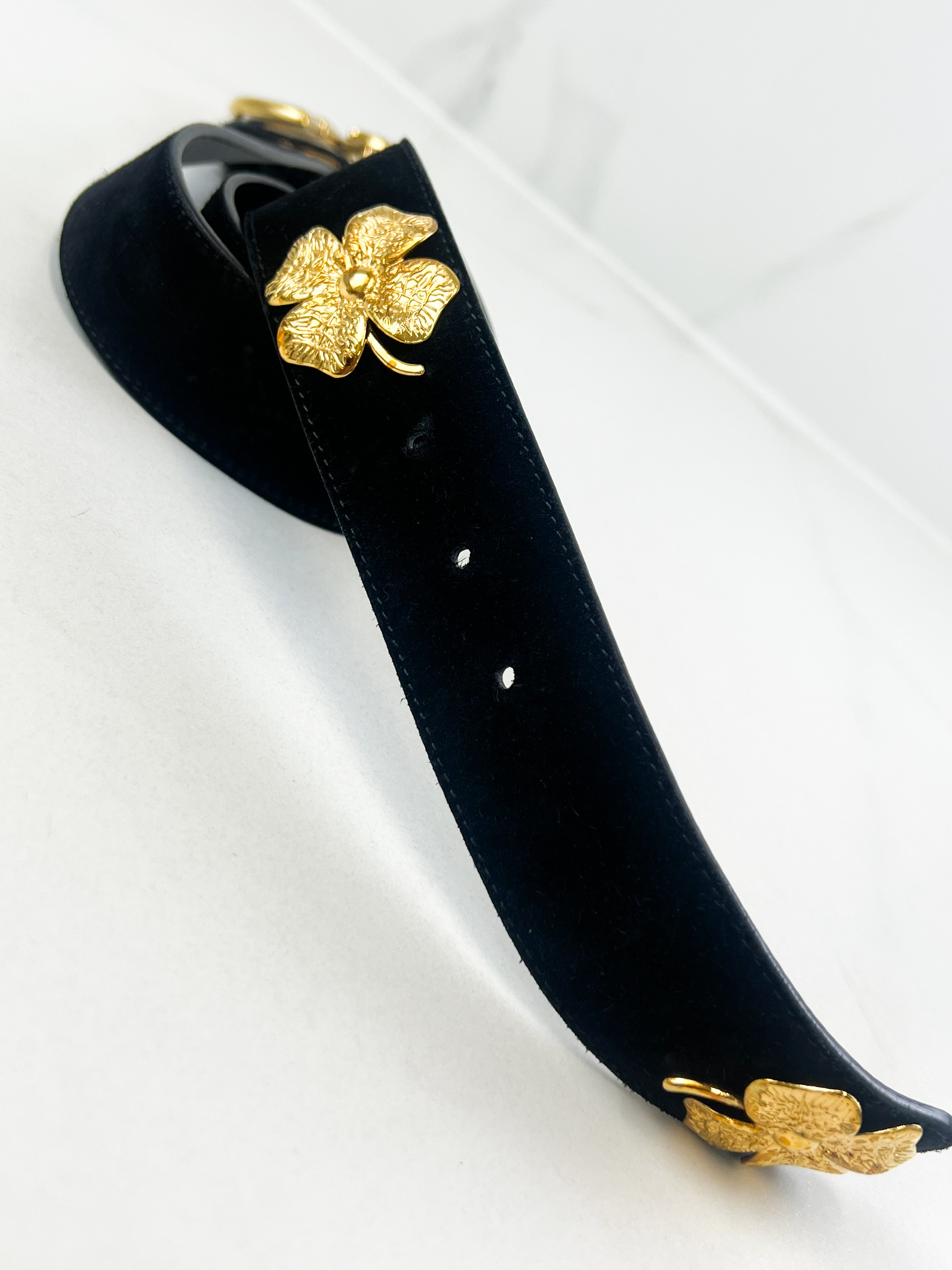 Gucci GG Velvet Belt 40mm with Gold tone Floral Detail in Size 85