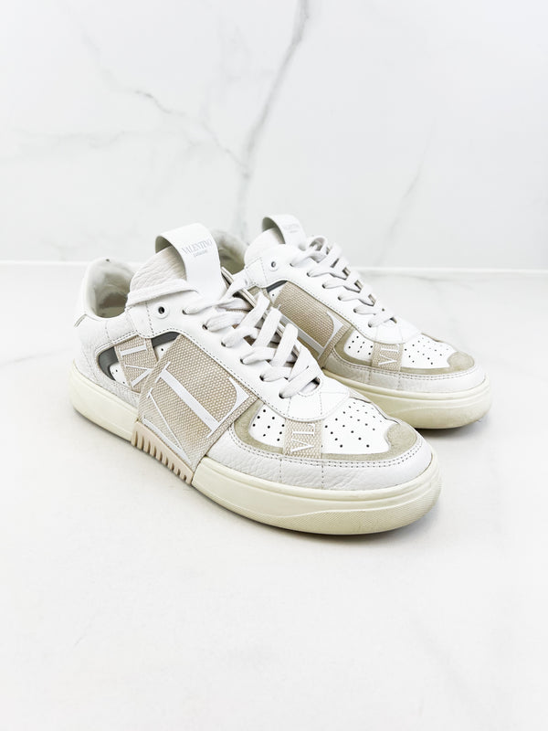 Valentino Garavani Beige VLTN Sneaker Size 39