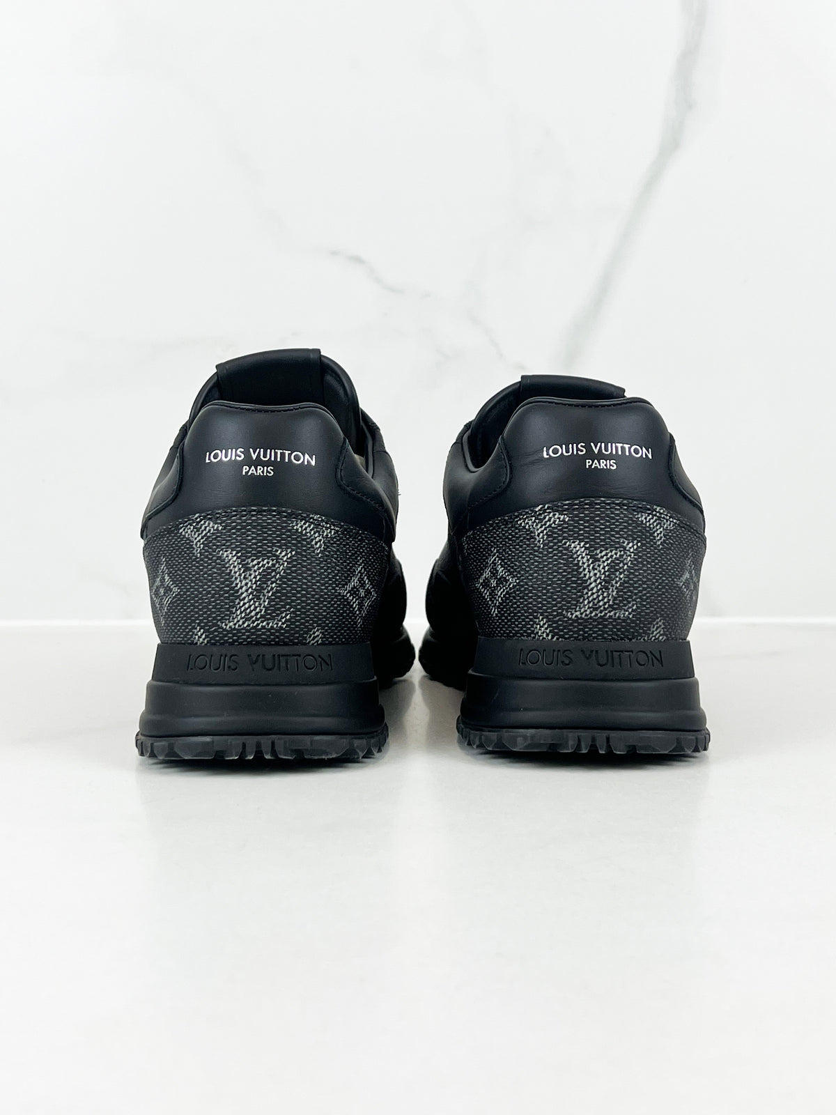 Louis Vuitton Runaway Black Monogram Grained Calf Leather Sneaker Size 7 Men's