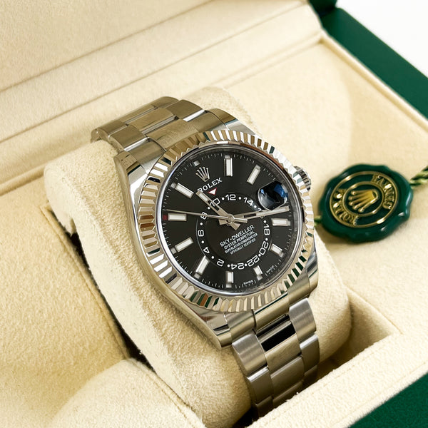 Rolex Sky-Dweller 42mm Oystersteel & White Gold Bracelet