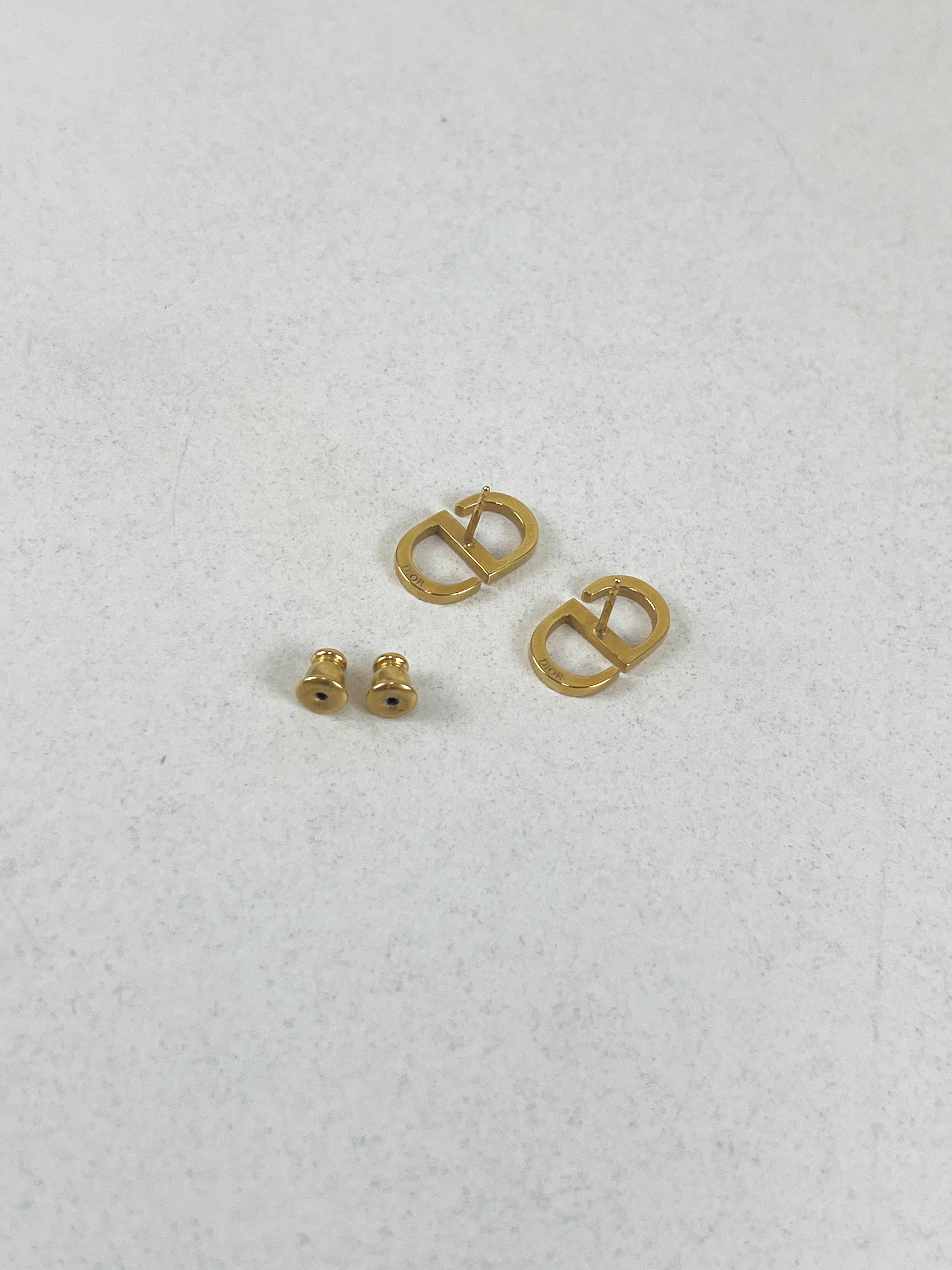Christian Dior Signature CD Stud Earrings in Gold