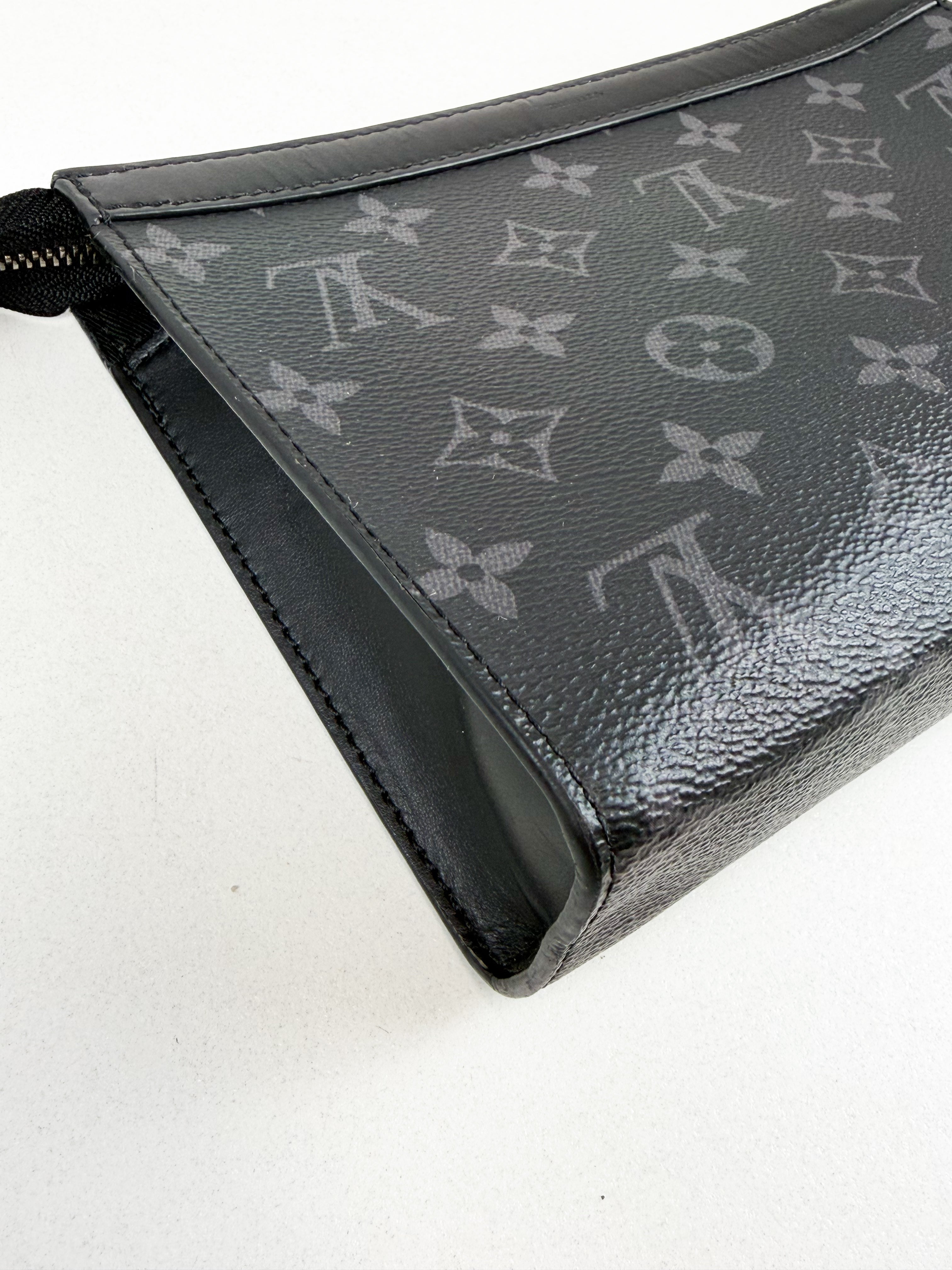 Louis Vuitton Gaston Wearable Wallet