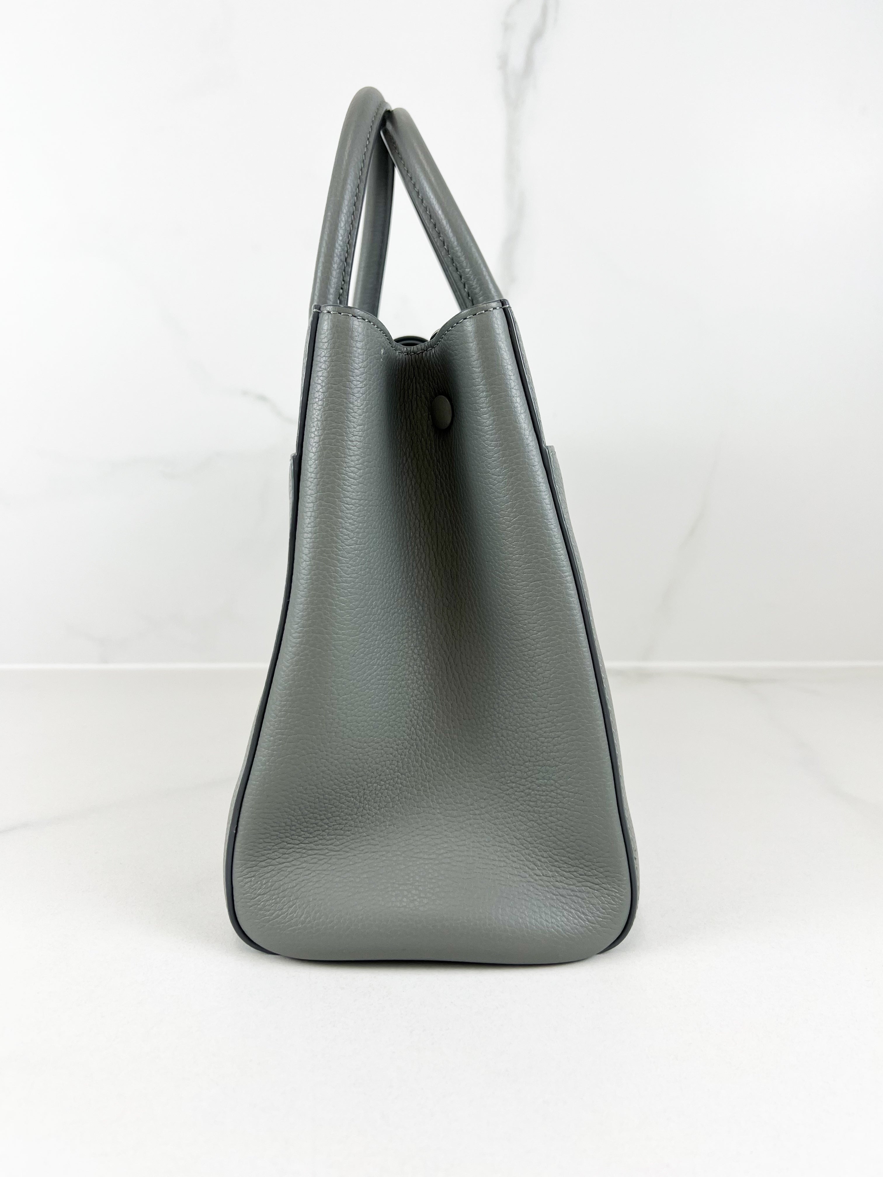 Chanel Neo Executive Tote in Grey Grained Calsfskin