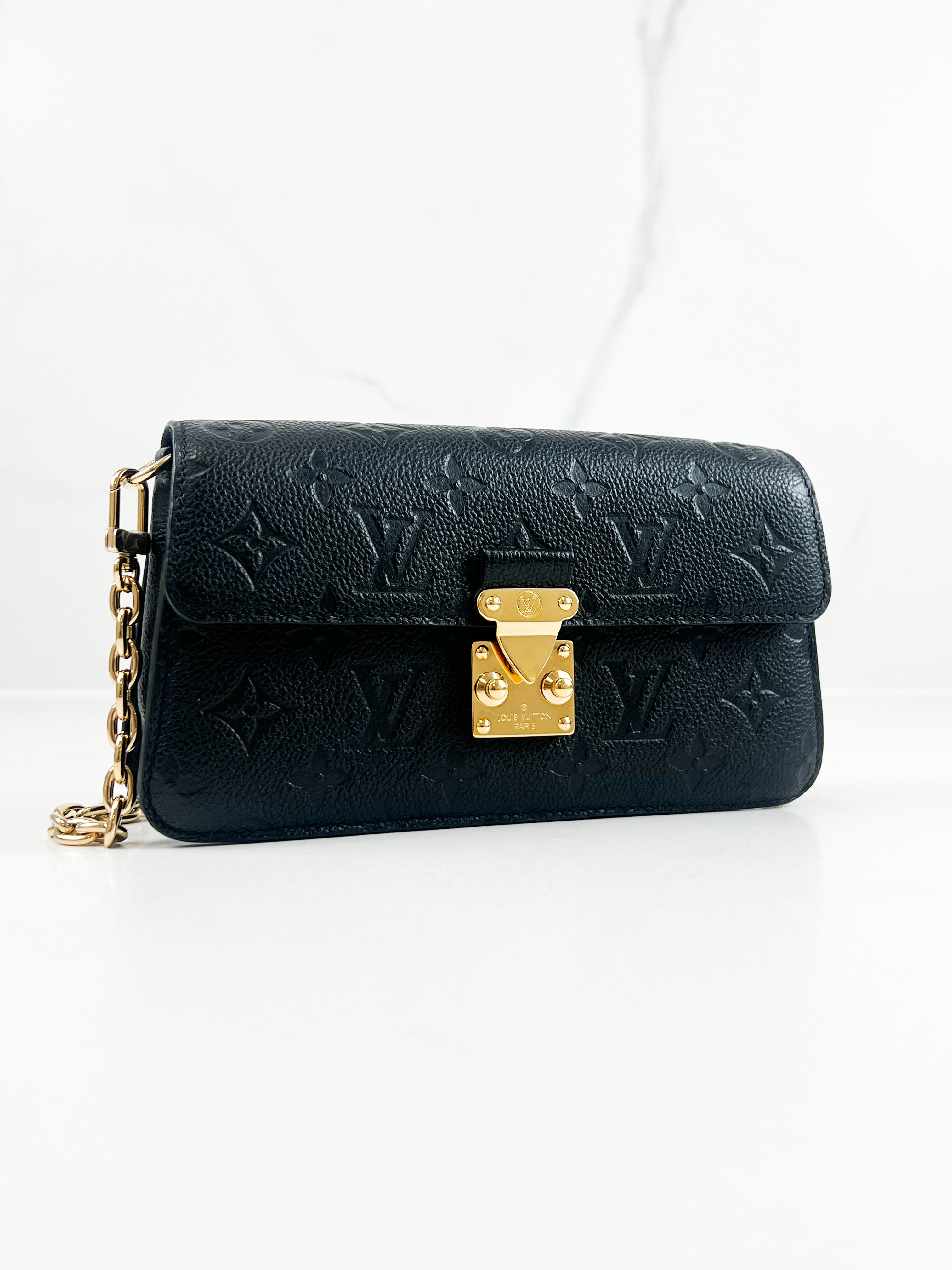 Louis Vuitton Metis Wallet on Chain