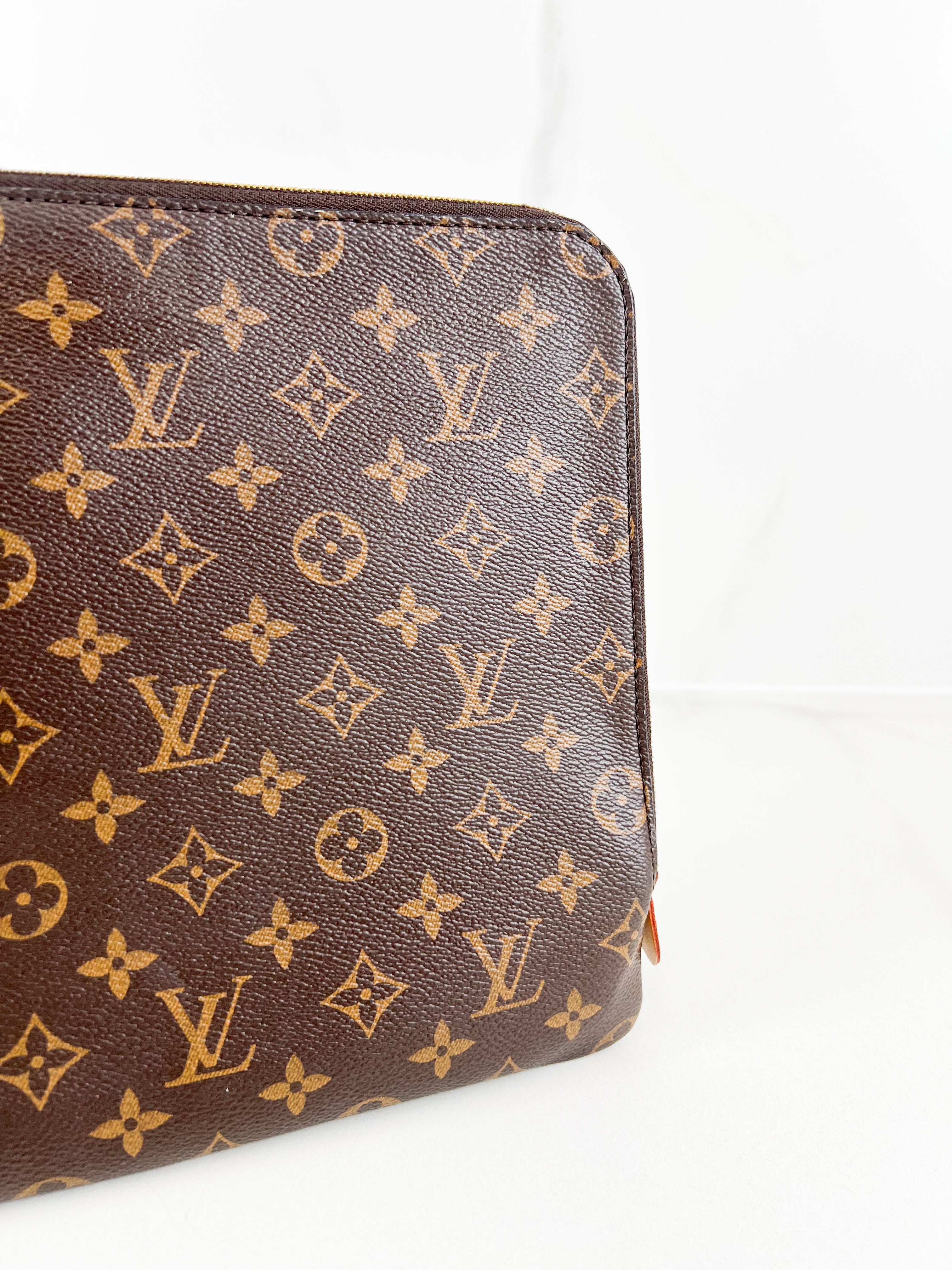 Louis Vuitton Etui Voyage PM Pouch