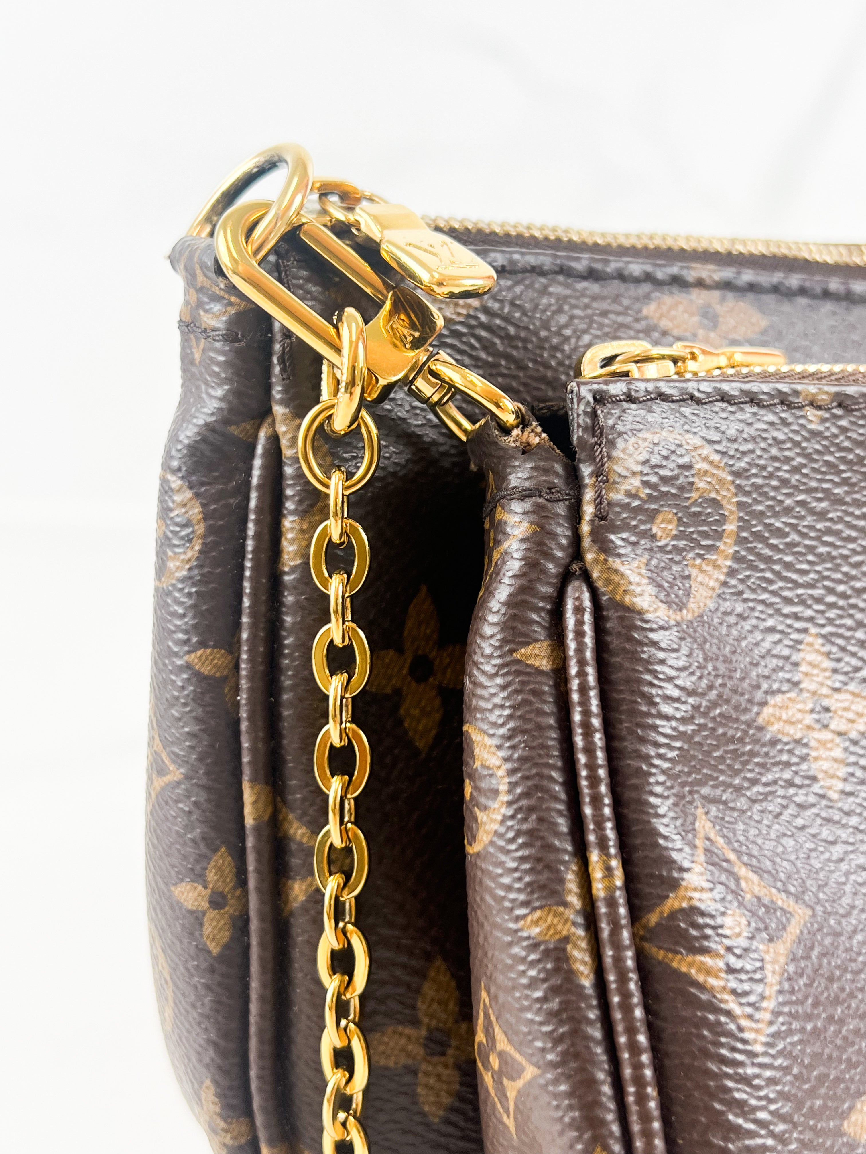 Louis Vuitton Multi Pochette Accessories in Khaki