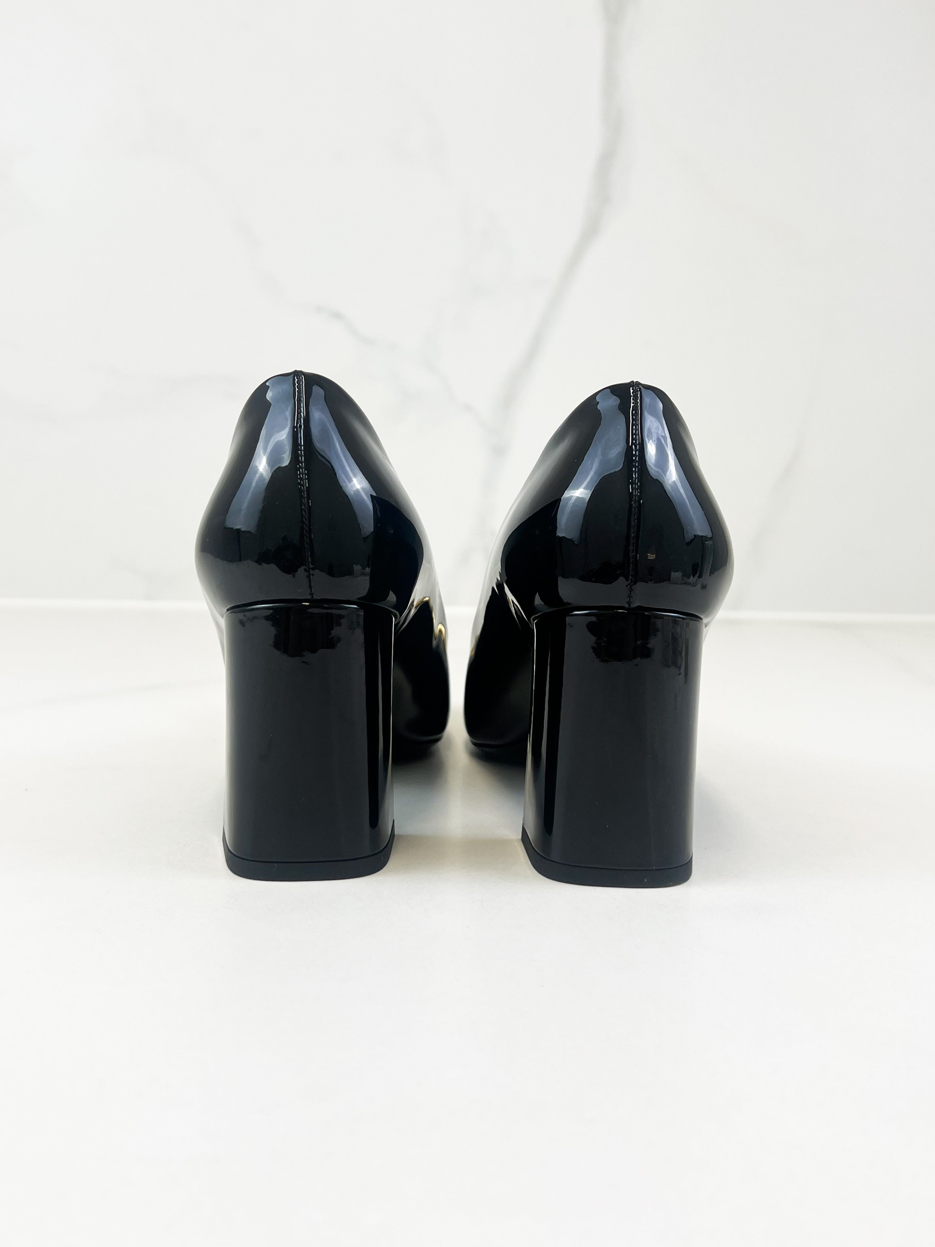 Louis Vuitton Patent Black Madeleine Pump Size 37