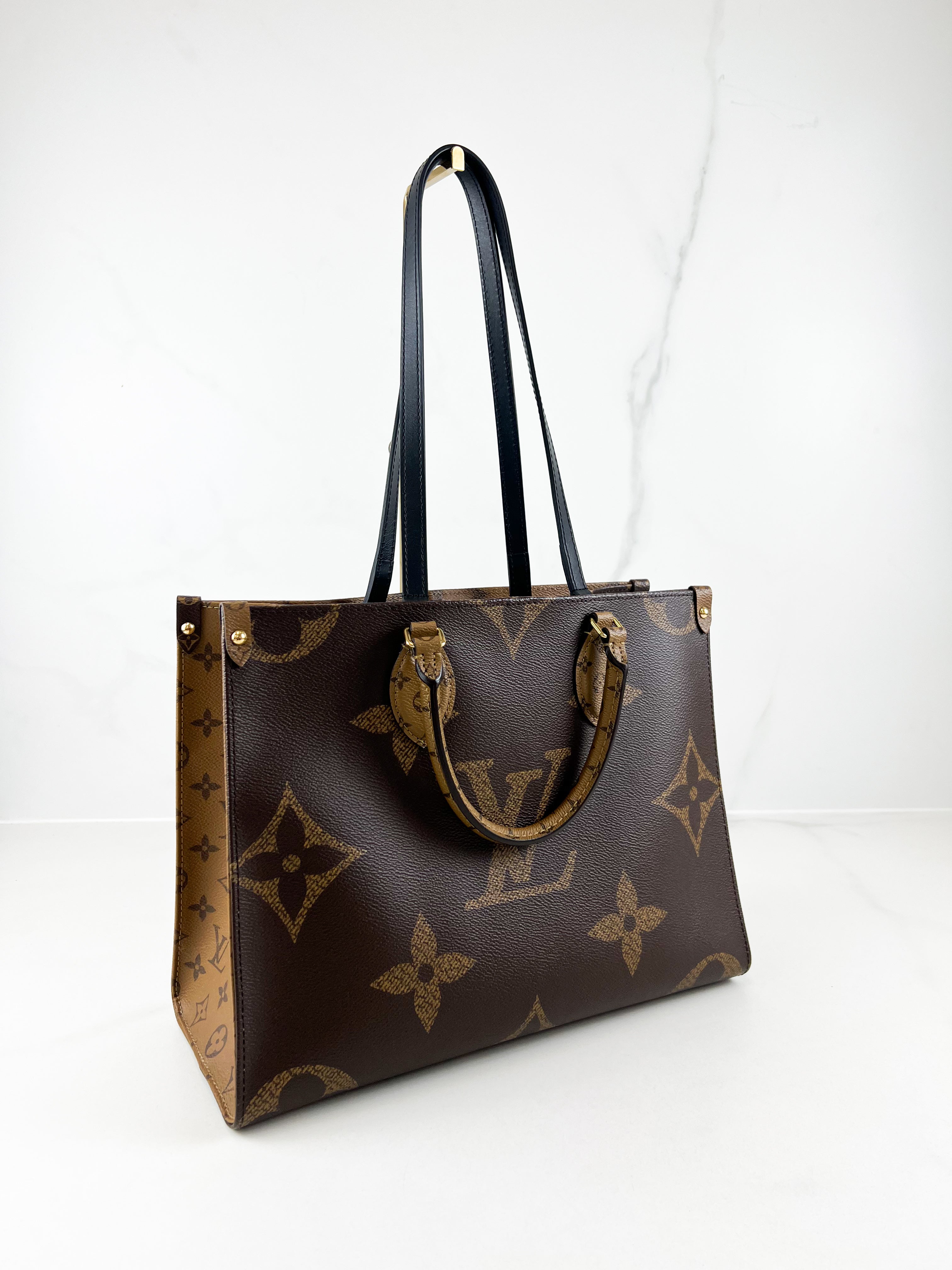 Louis Vuitton Reverse Onthego MM