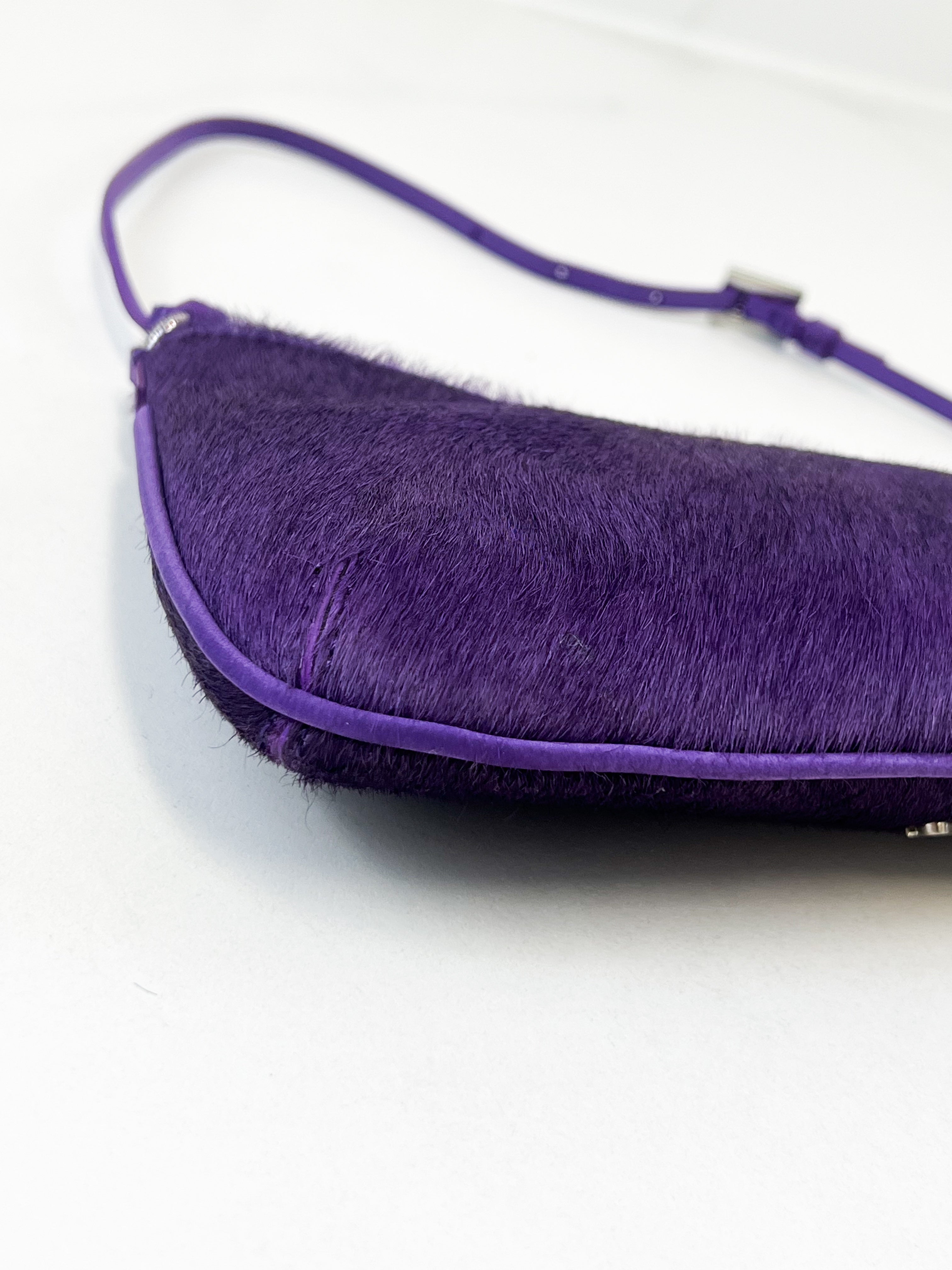 Jacquemus The Bisou Perle Shoulder Bag in Purple