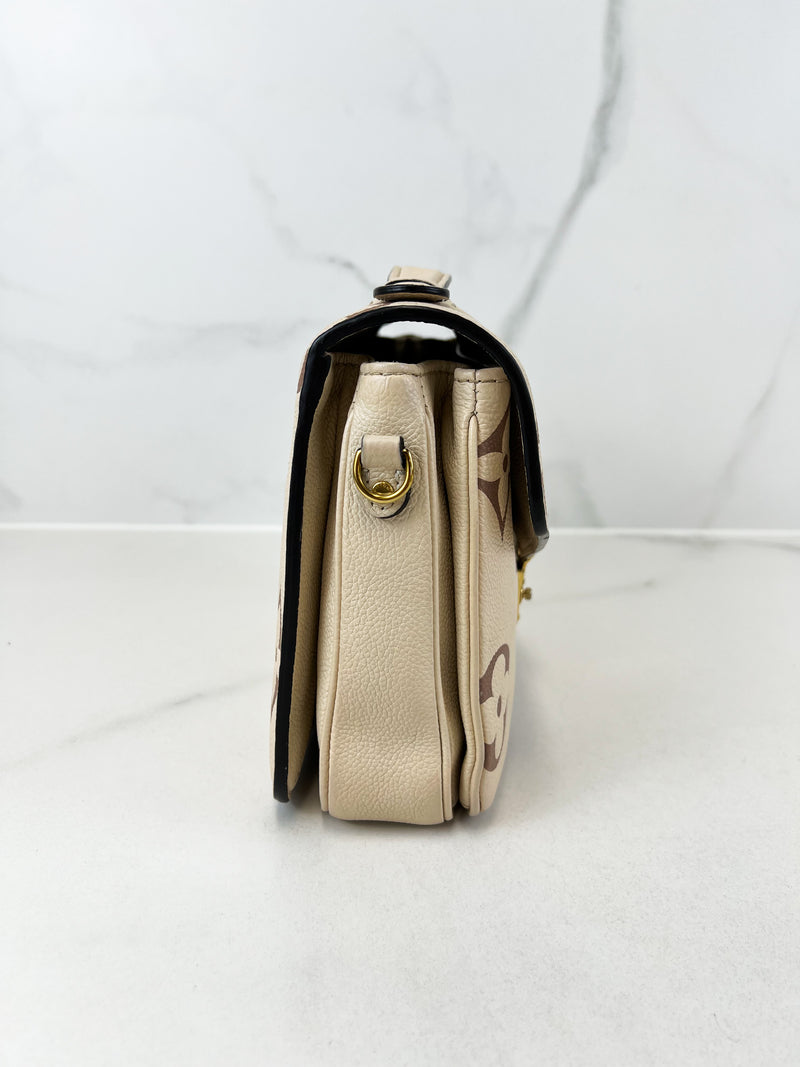 Louis Vuitton White & Beige Pochette Metis