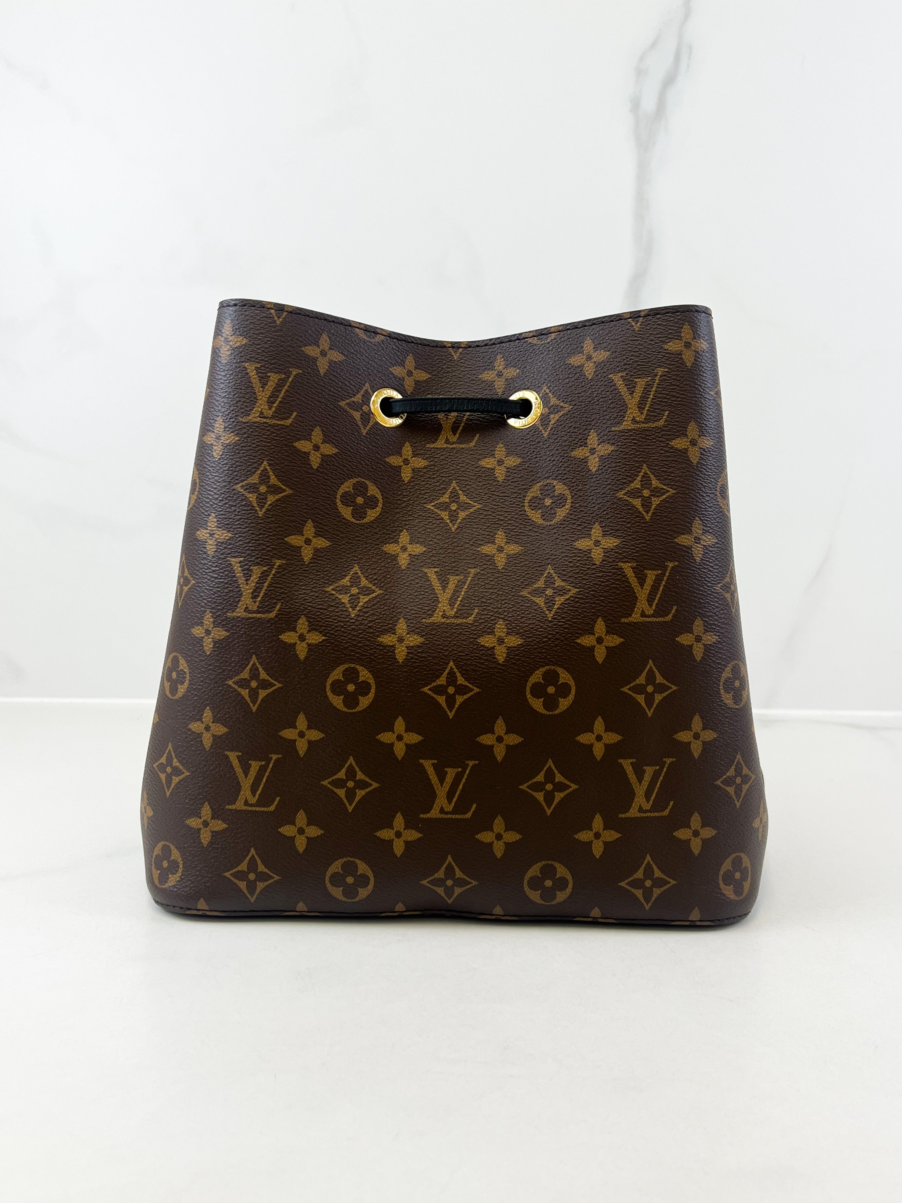 Louis Vuitton Black Neo Noe