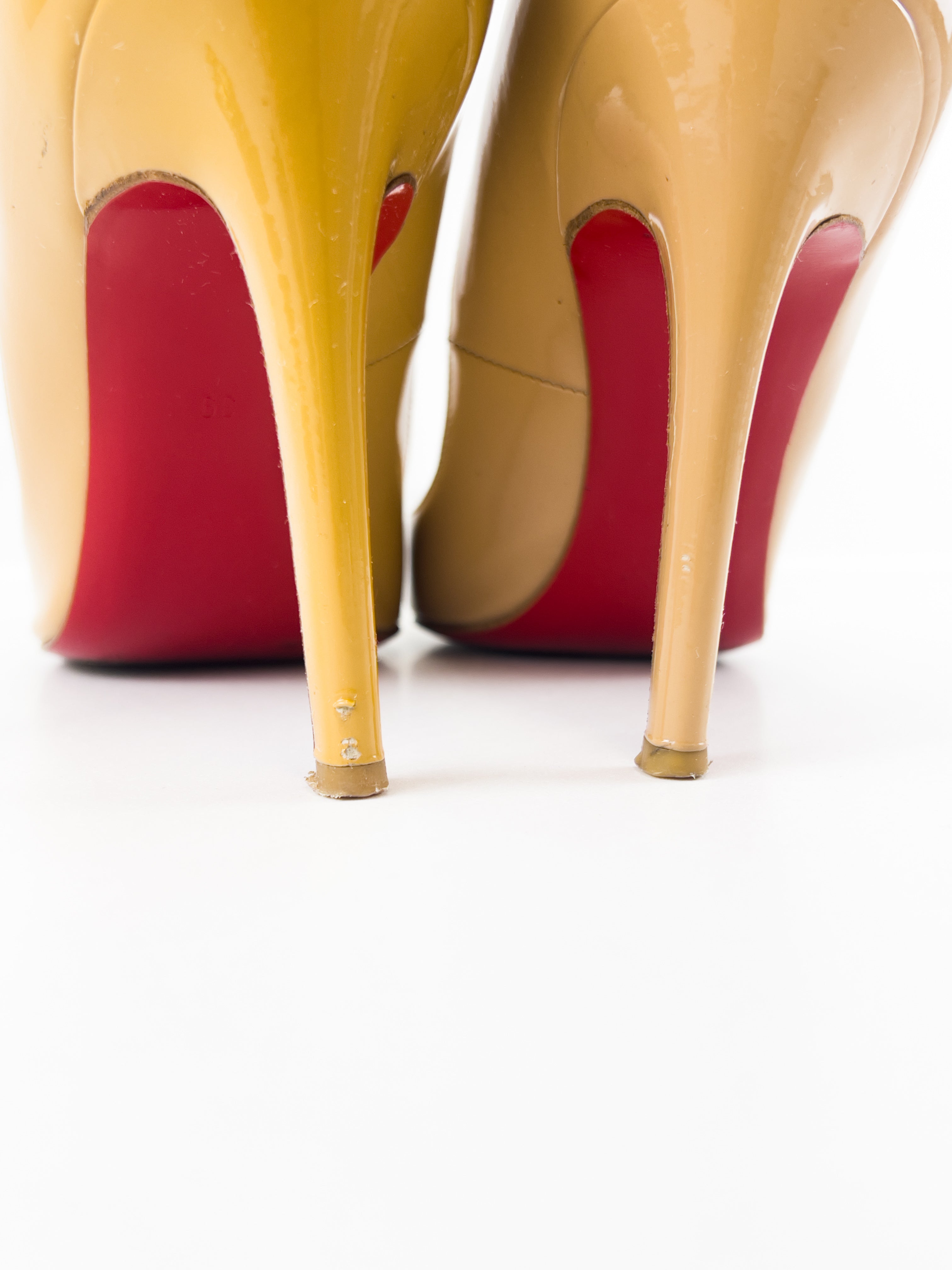 Christian Louboutin Beige Leather Pigalle Follies 100 Patent Size 39