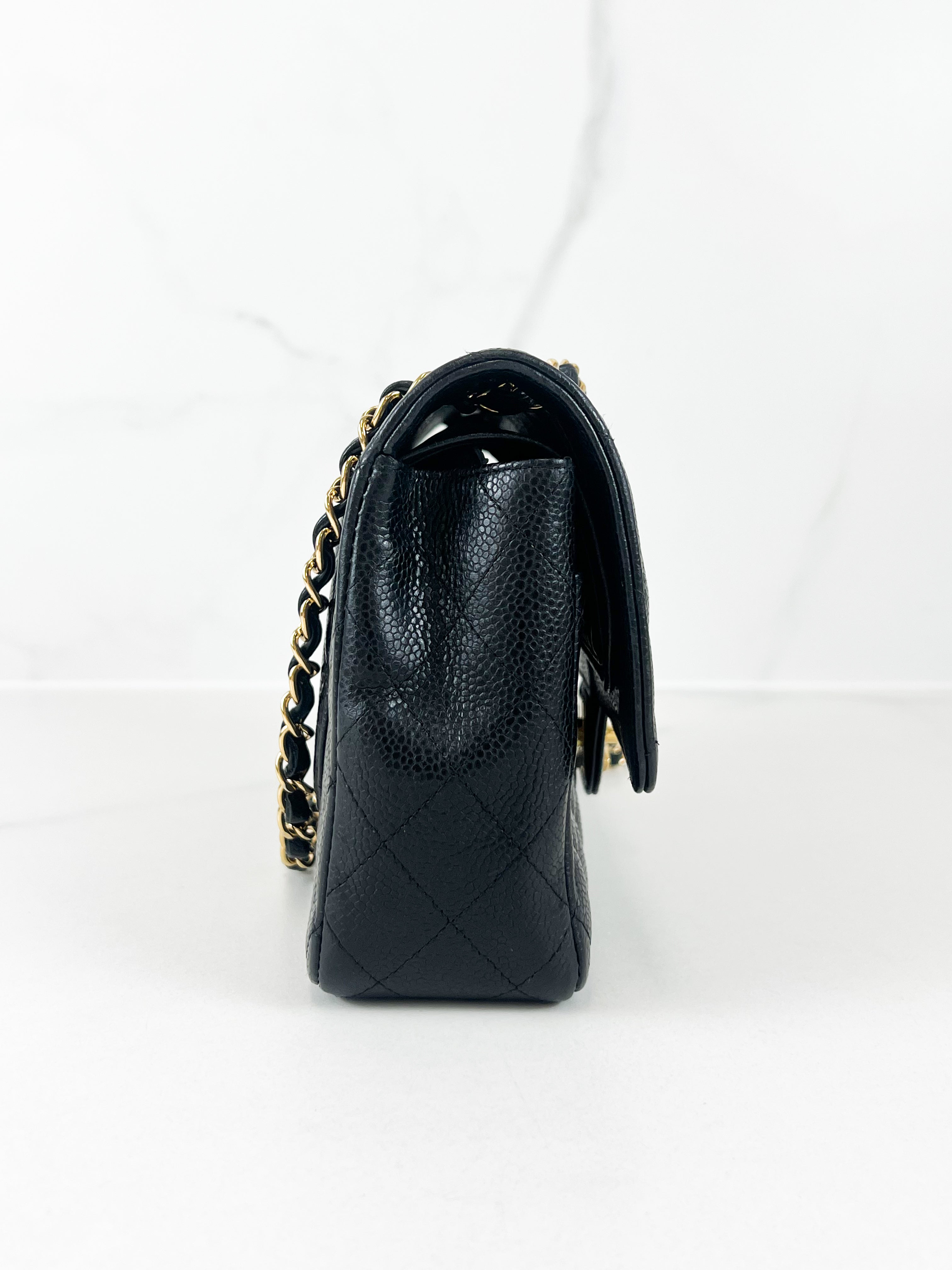 Chanel CC Medium Caviar Black Classic Double Flap Shoulder Bag