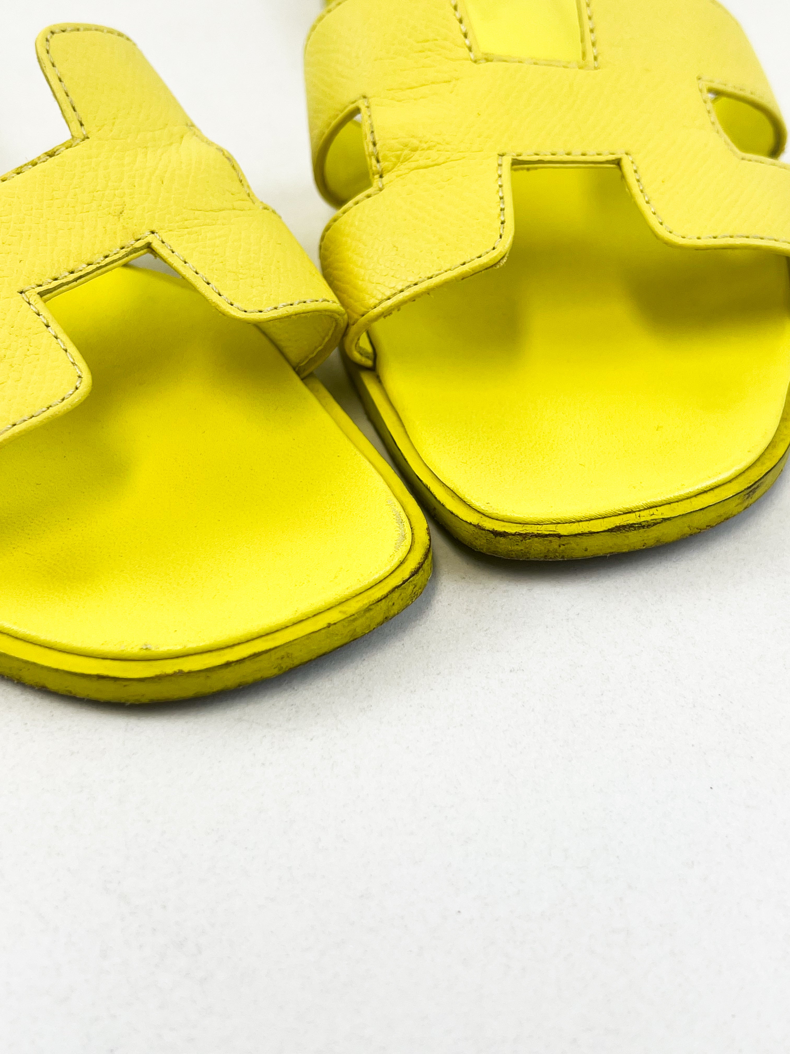Hermes Oran Sandal in Yellow Size 36