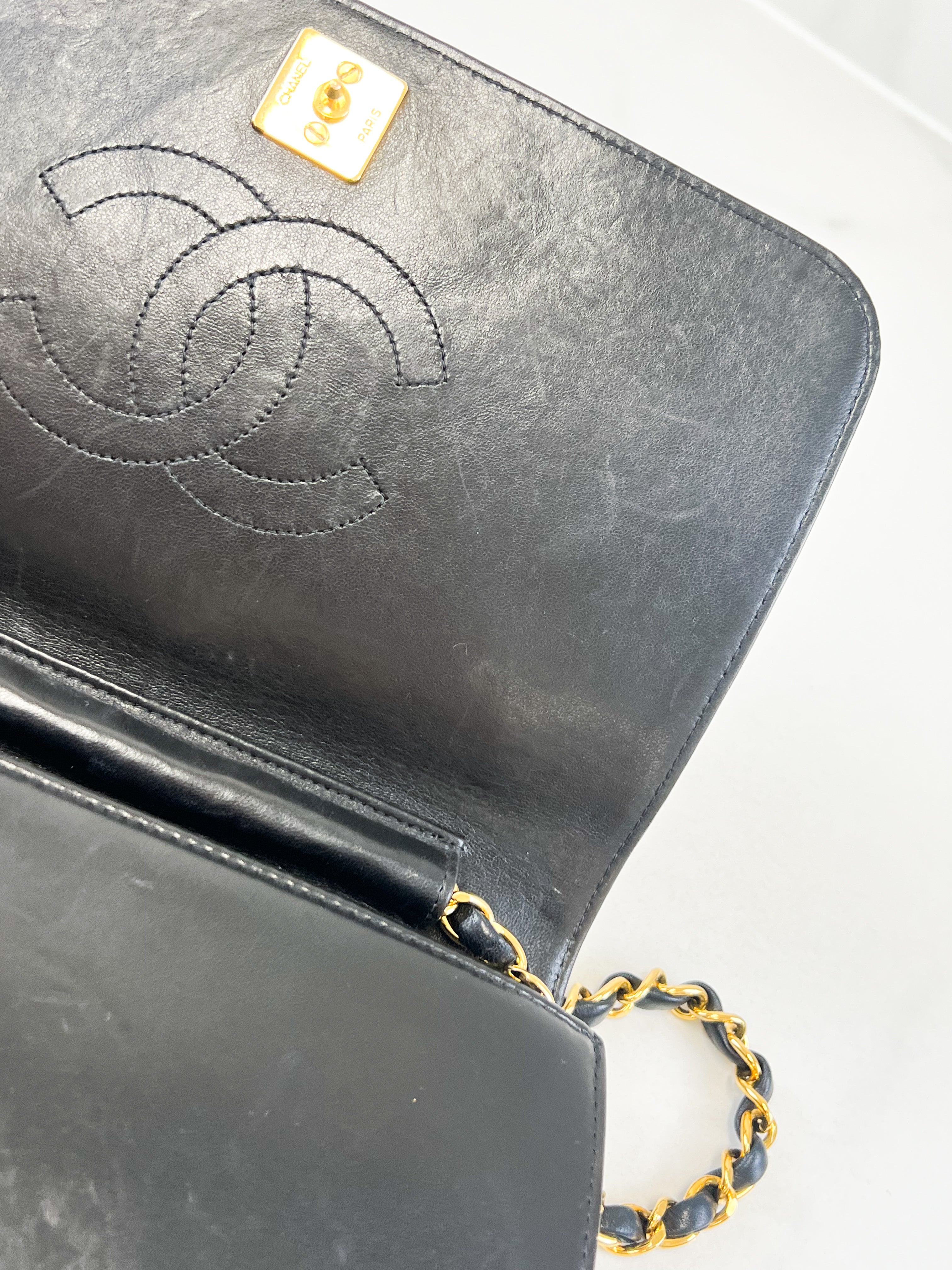 Chanel Matelasse Chain Shoulder Bag with GHW