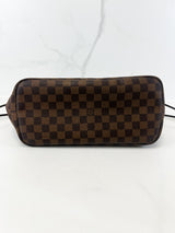 Louis Vuitton Damier Ebene Neverfull MM