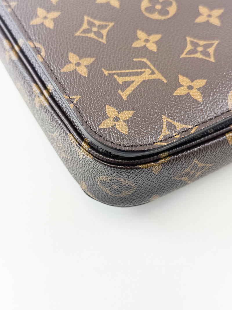 Louis Vuitton Monogram Canvas Pochette Metis