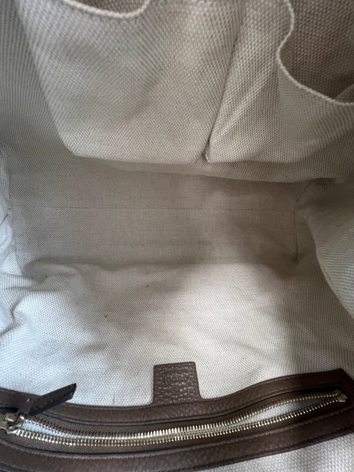 Gucci Medium Soho Grained Leather Bag in Brown